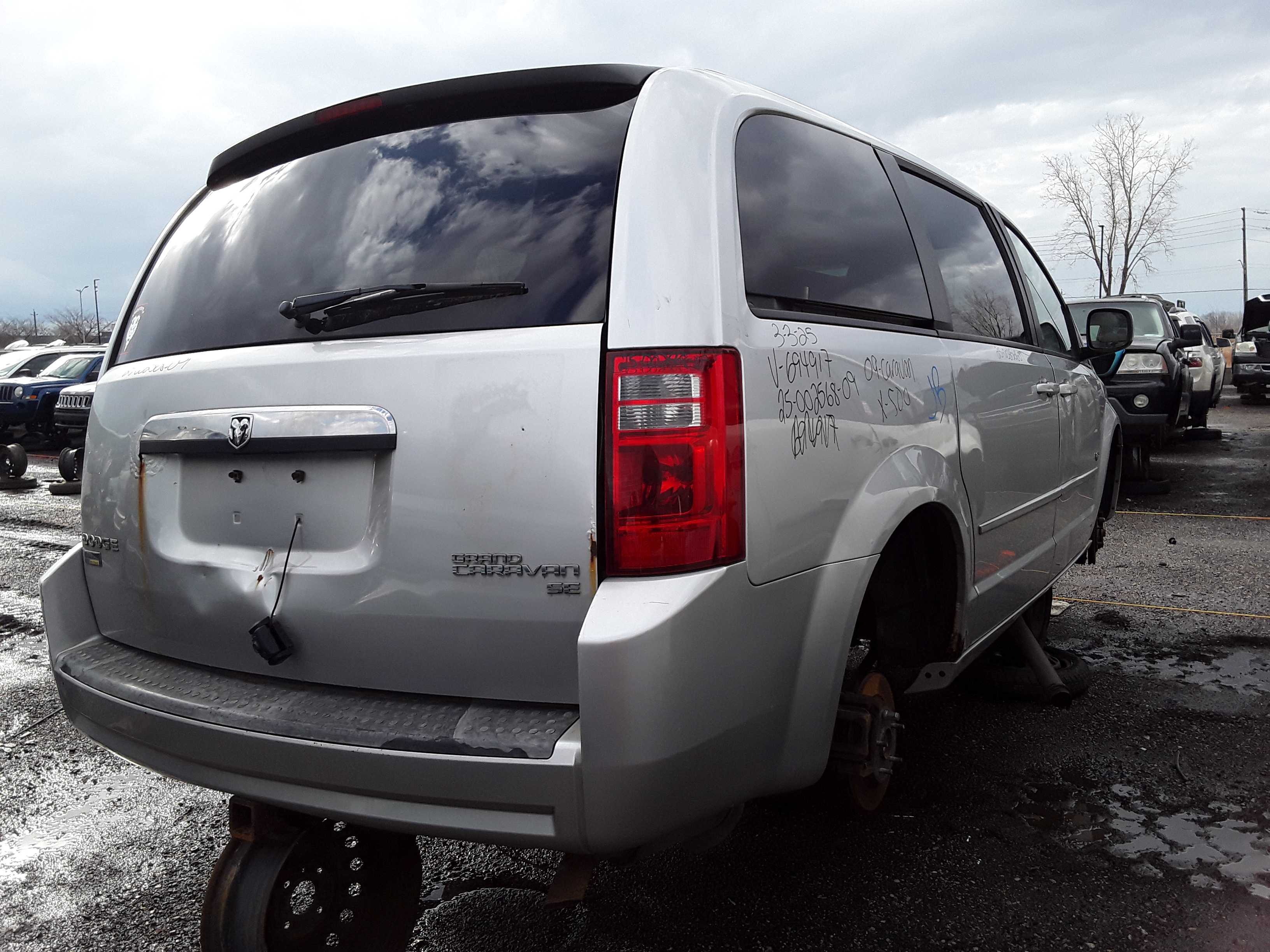 DODGE GRAND CARAVAN 2009