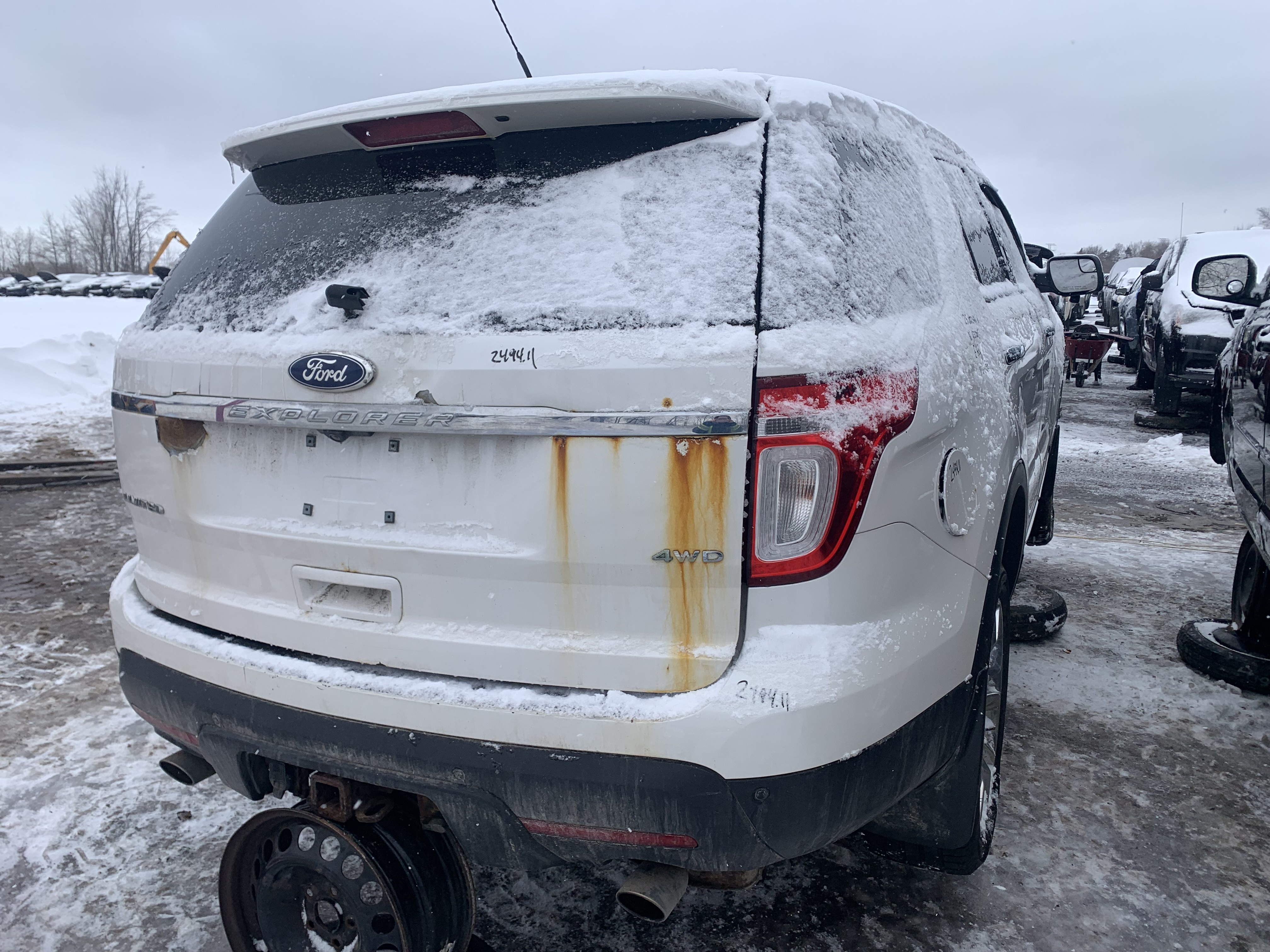 FORD EXPLORER 2011