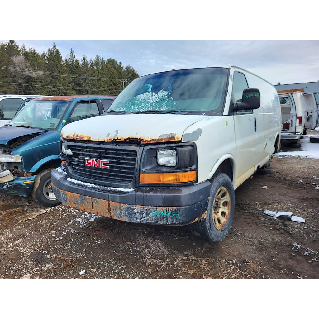 GMC SAVANA CARGO 2012