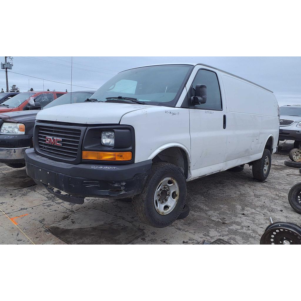 GMC SAVANA CARGO 2015