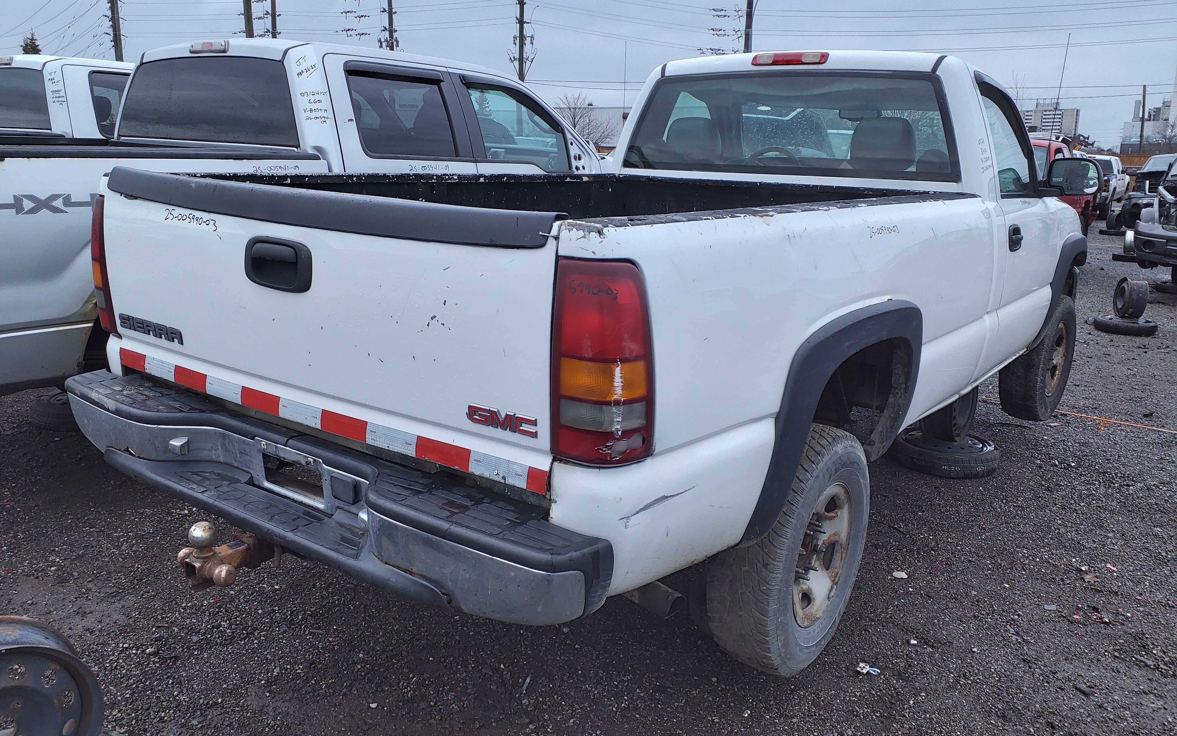 GMC SIERRA 2500 2003