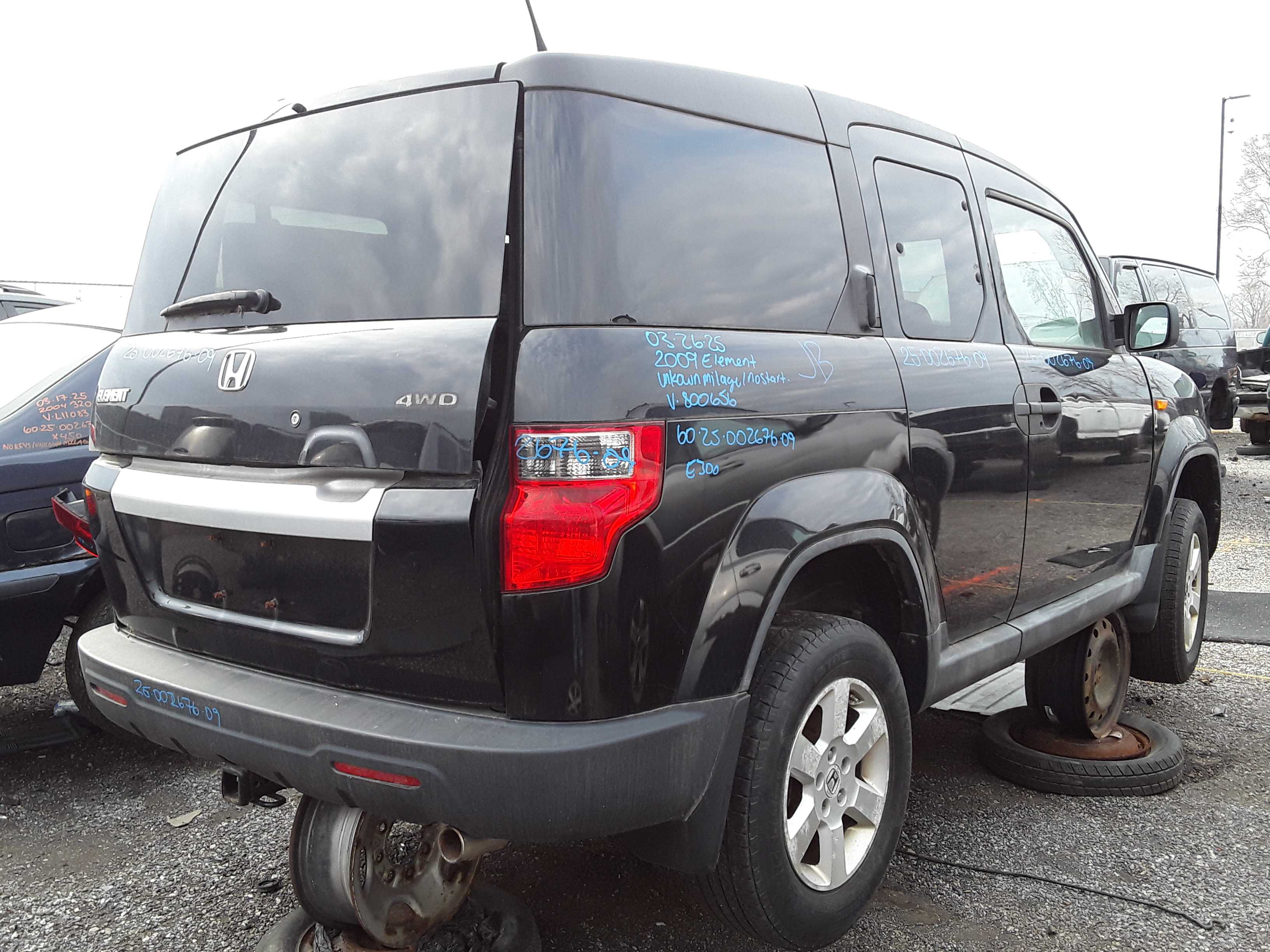 HONDA ELEMENT 2009