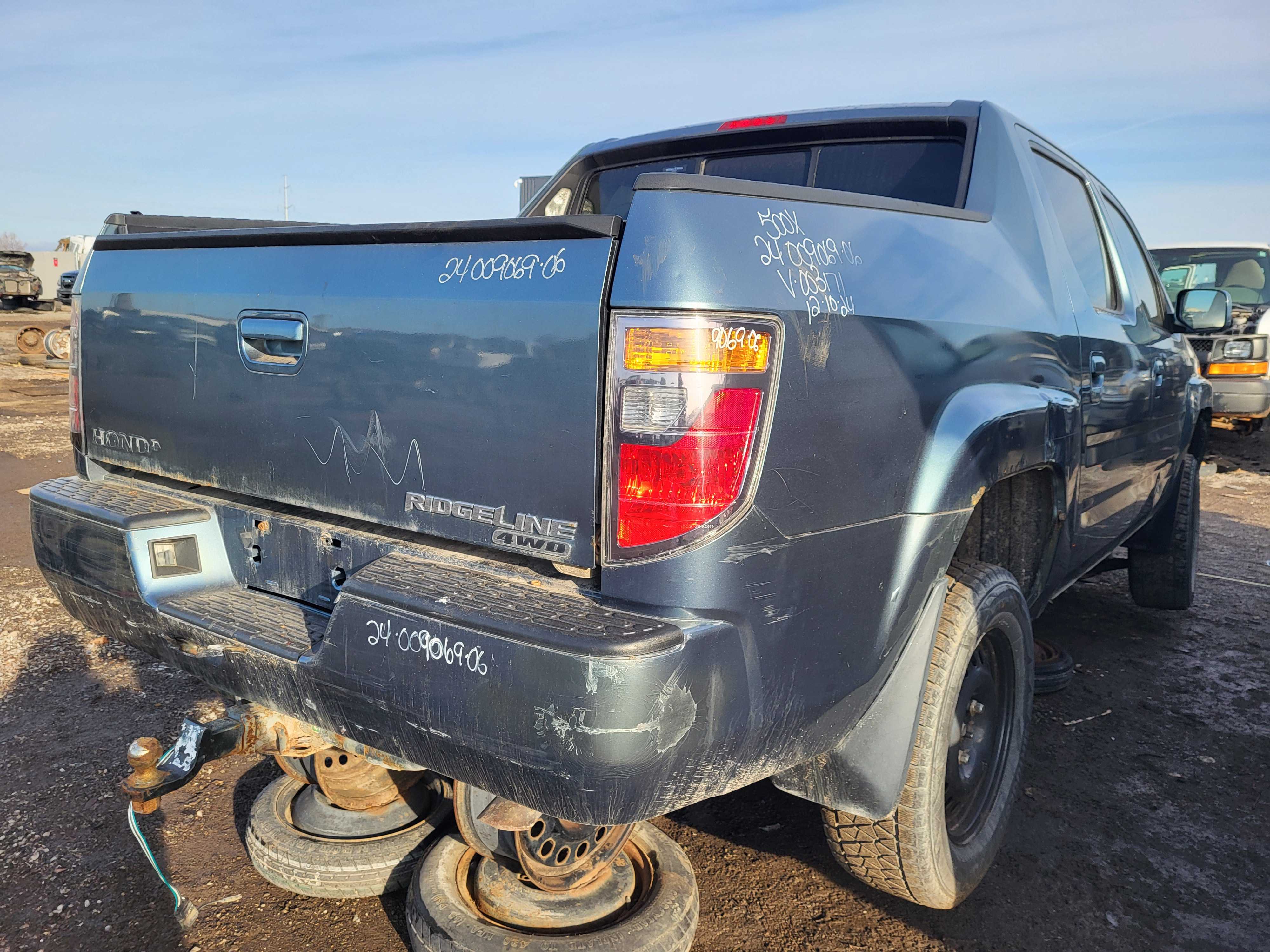 HONDA RIDGELINE 2006