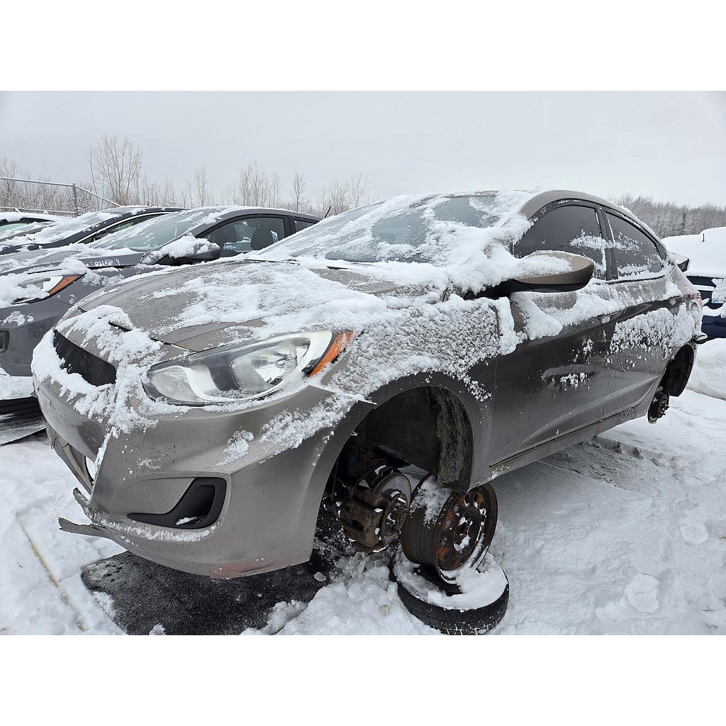 HYUNDAI ACCENT 2012