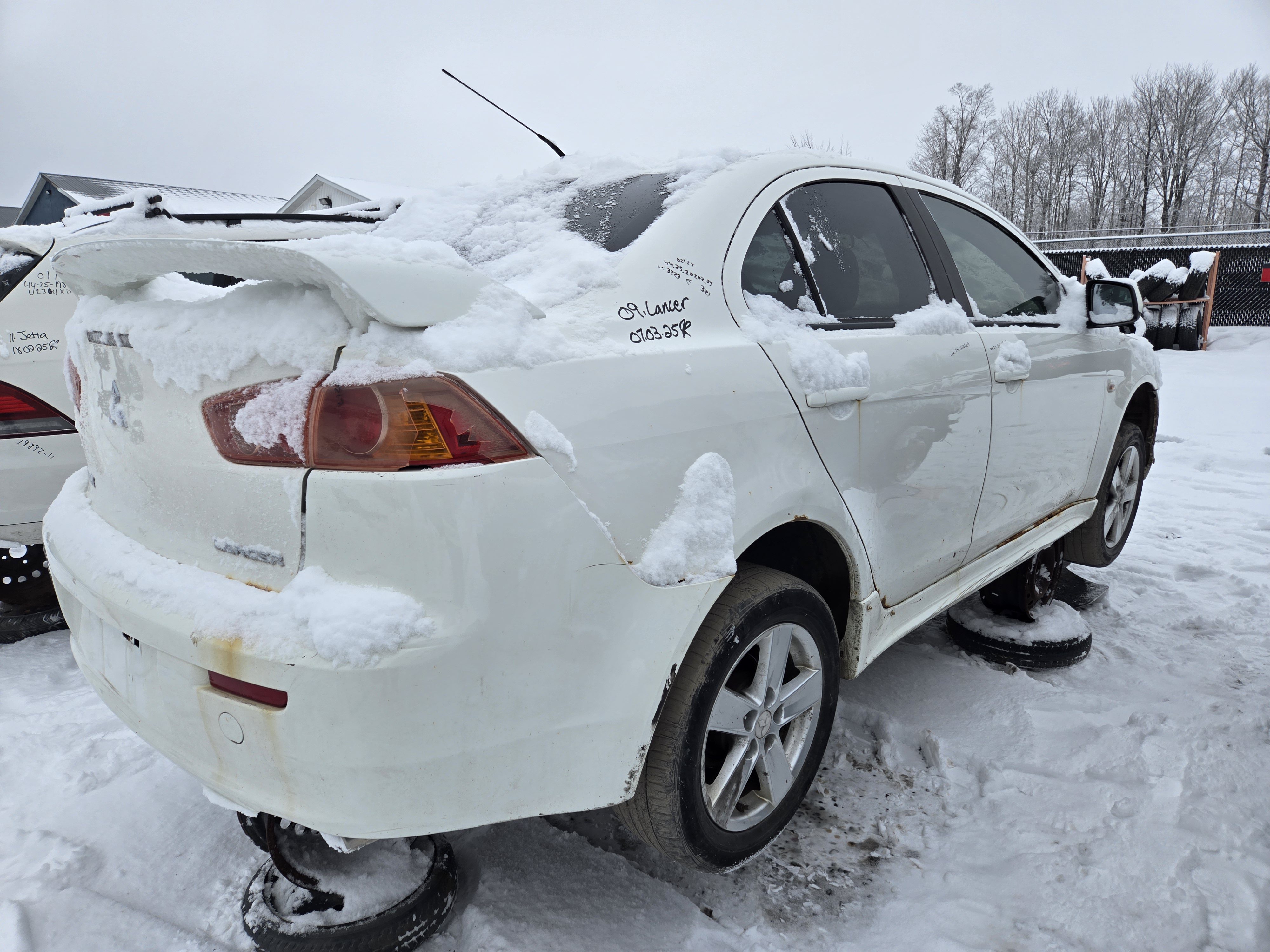 MITSUBISHI LANCER 2009