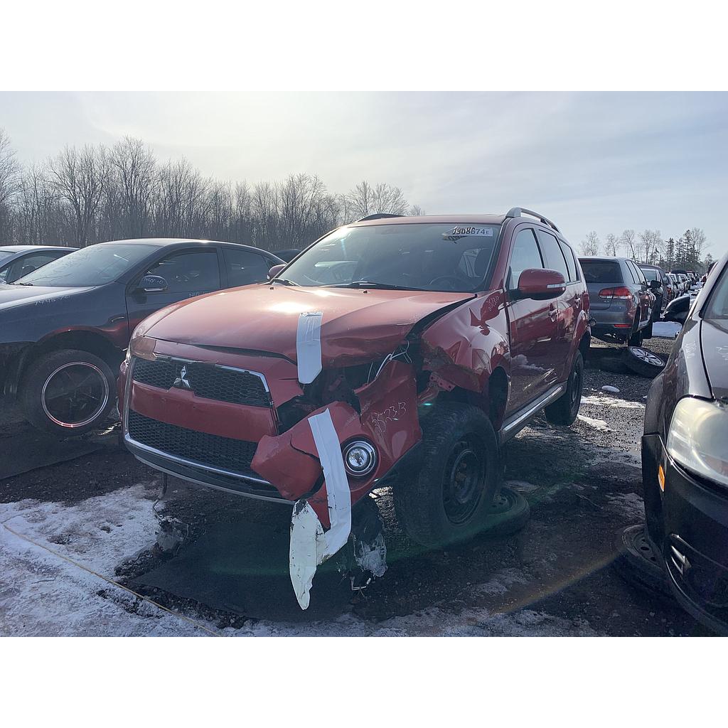 MITSUBISHI OUTLANDER 2013