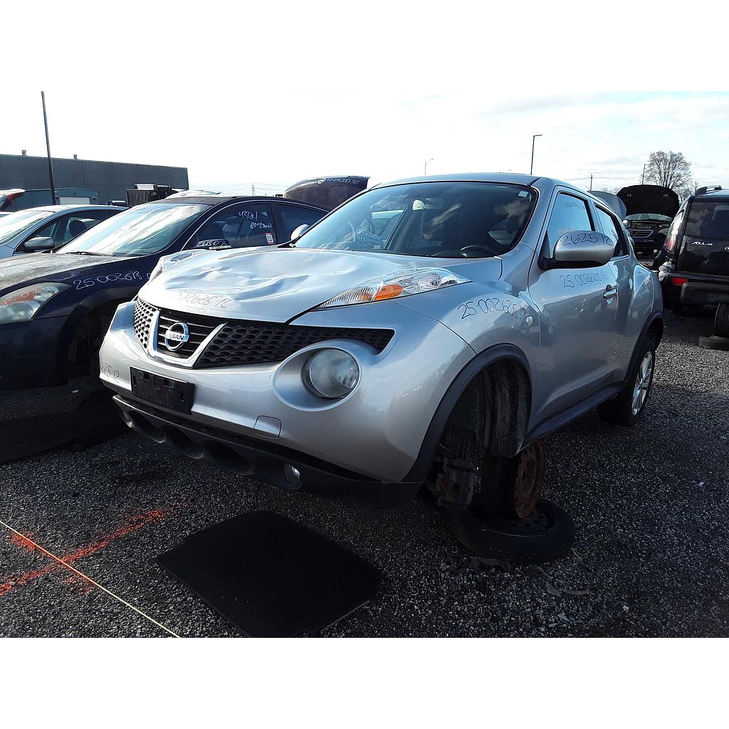 NISSAN JUKE 2012