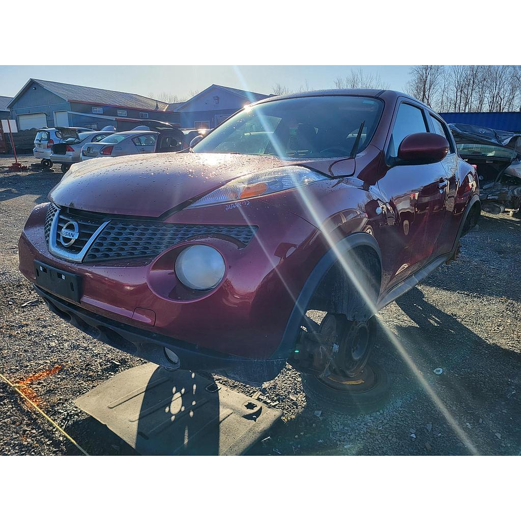 NISSAN JUKE 2012