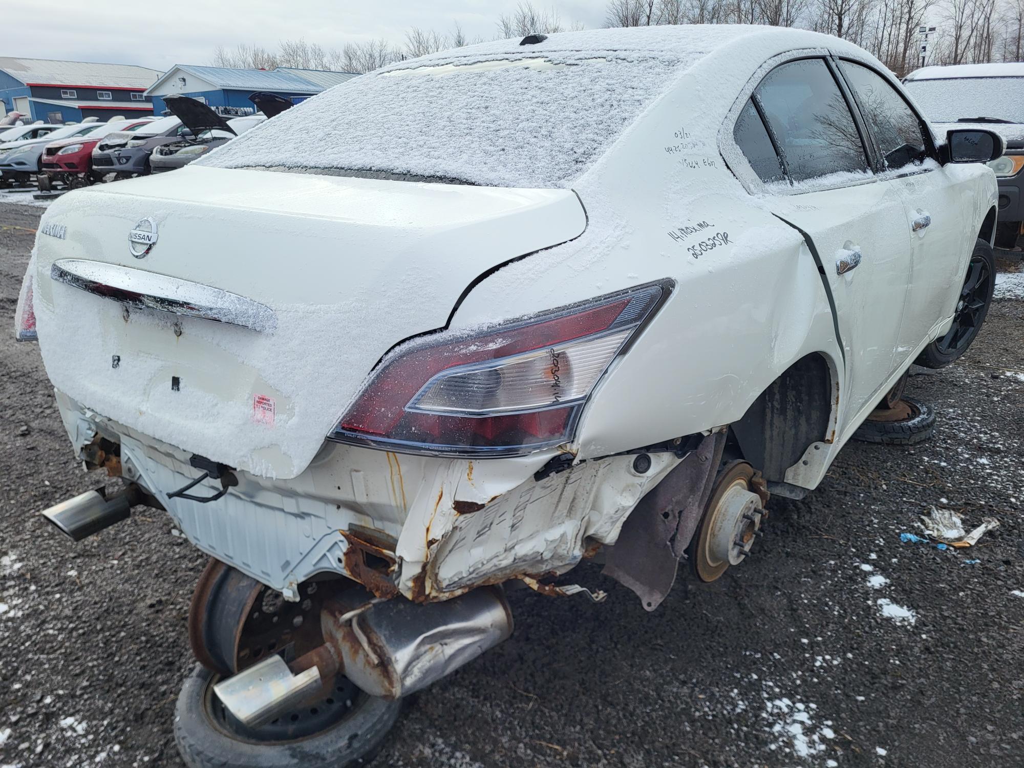 NISSAN MAXIMA 2014