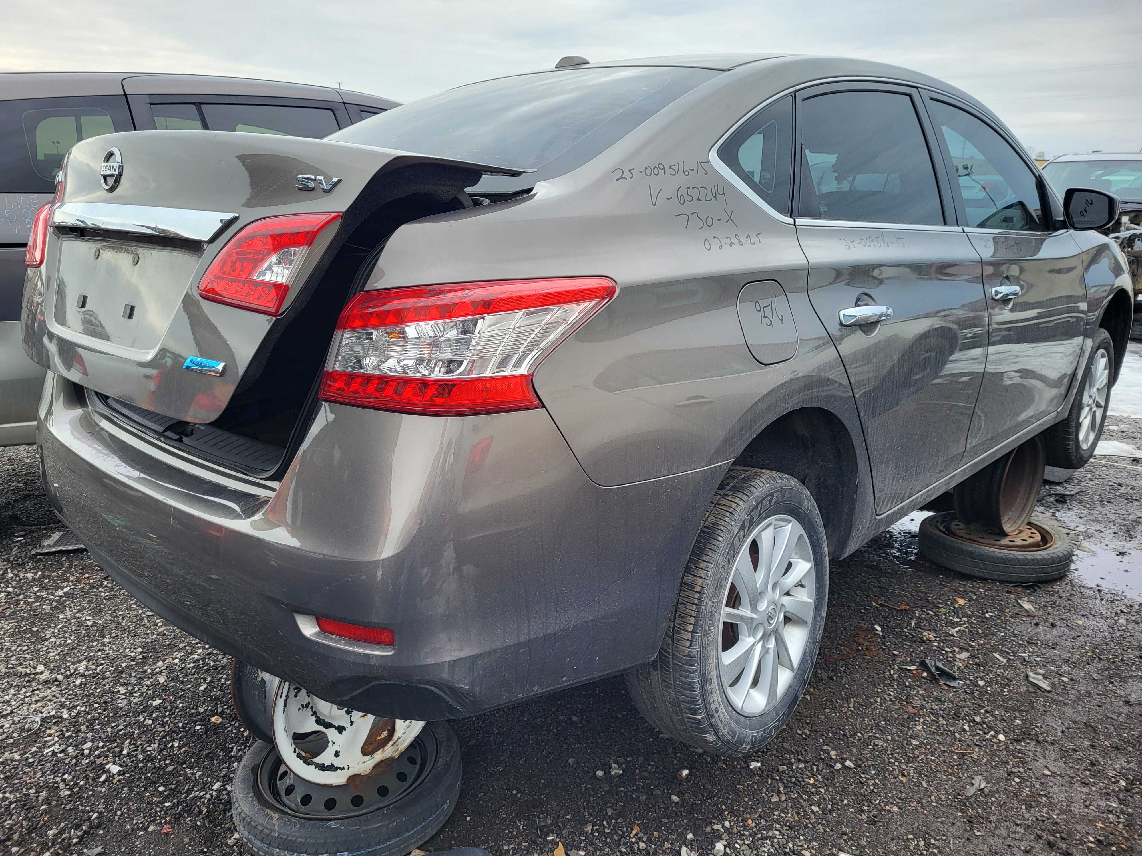 NISSAN SENTRA 2015