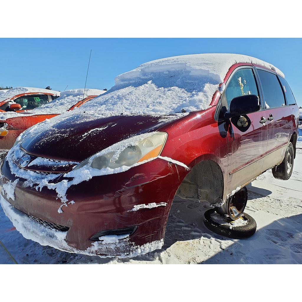 TOYOTA SIENNA 2008