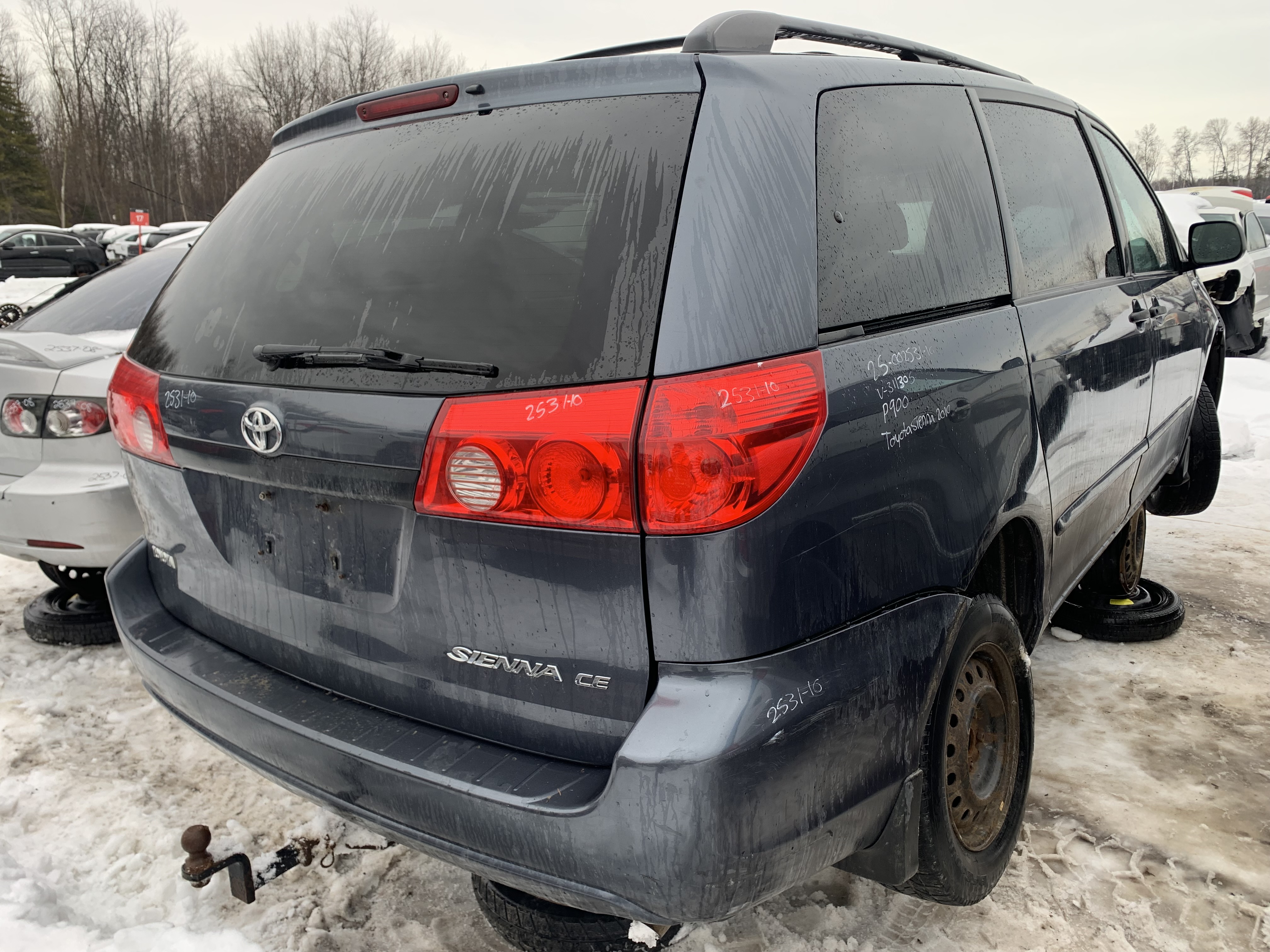 TOYOTA SIENNA 2010