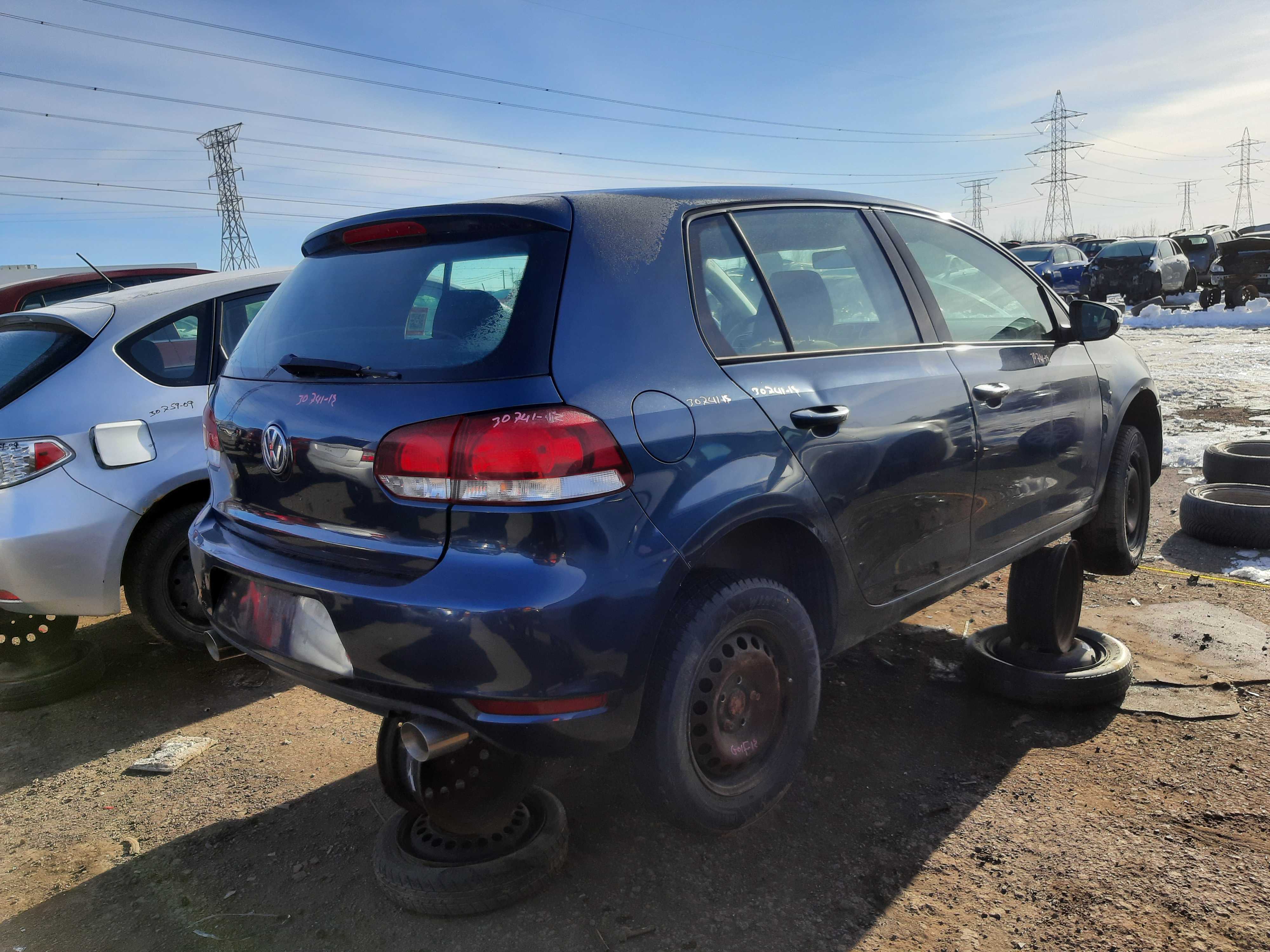 VOLKSWAGEN GOLF 2012