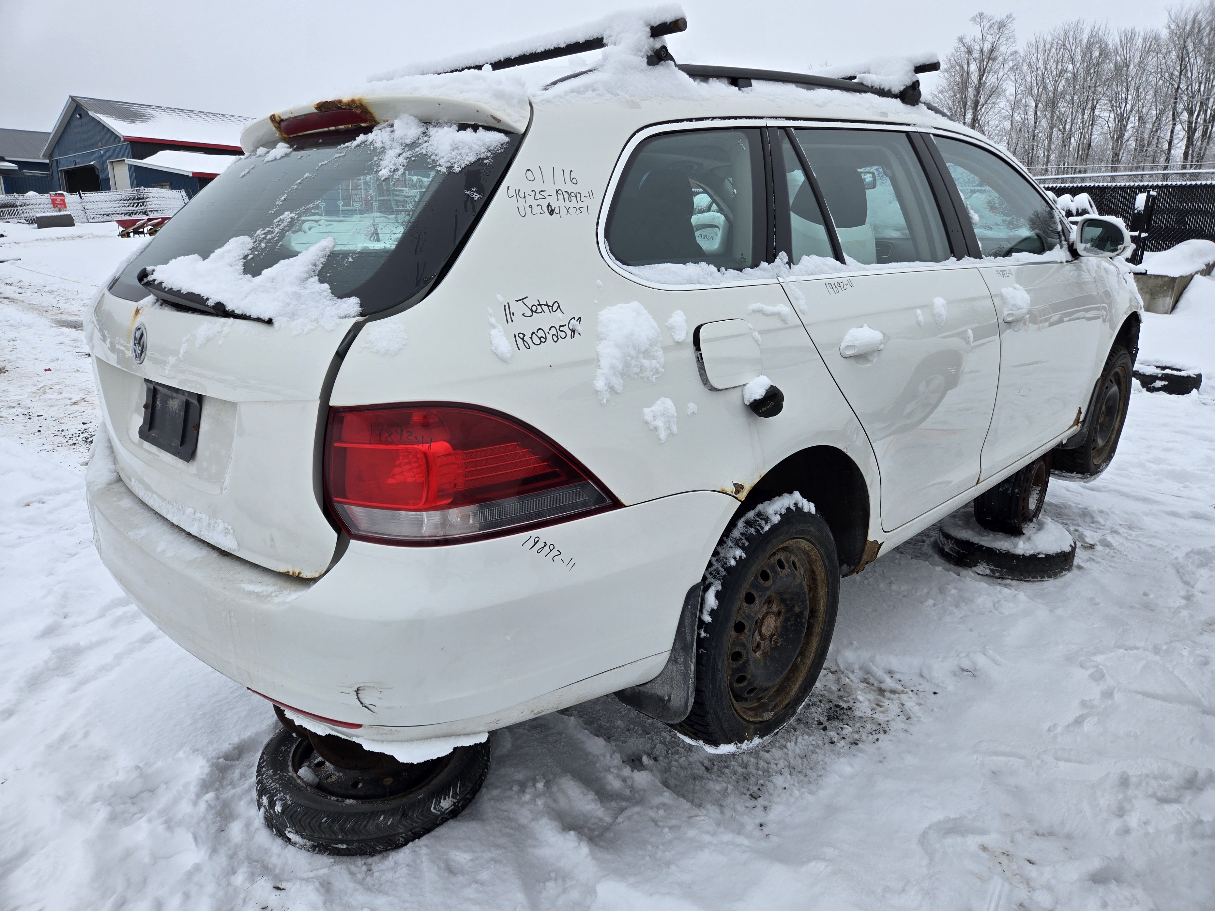 VOLKSWAGEN JETTA 2011