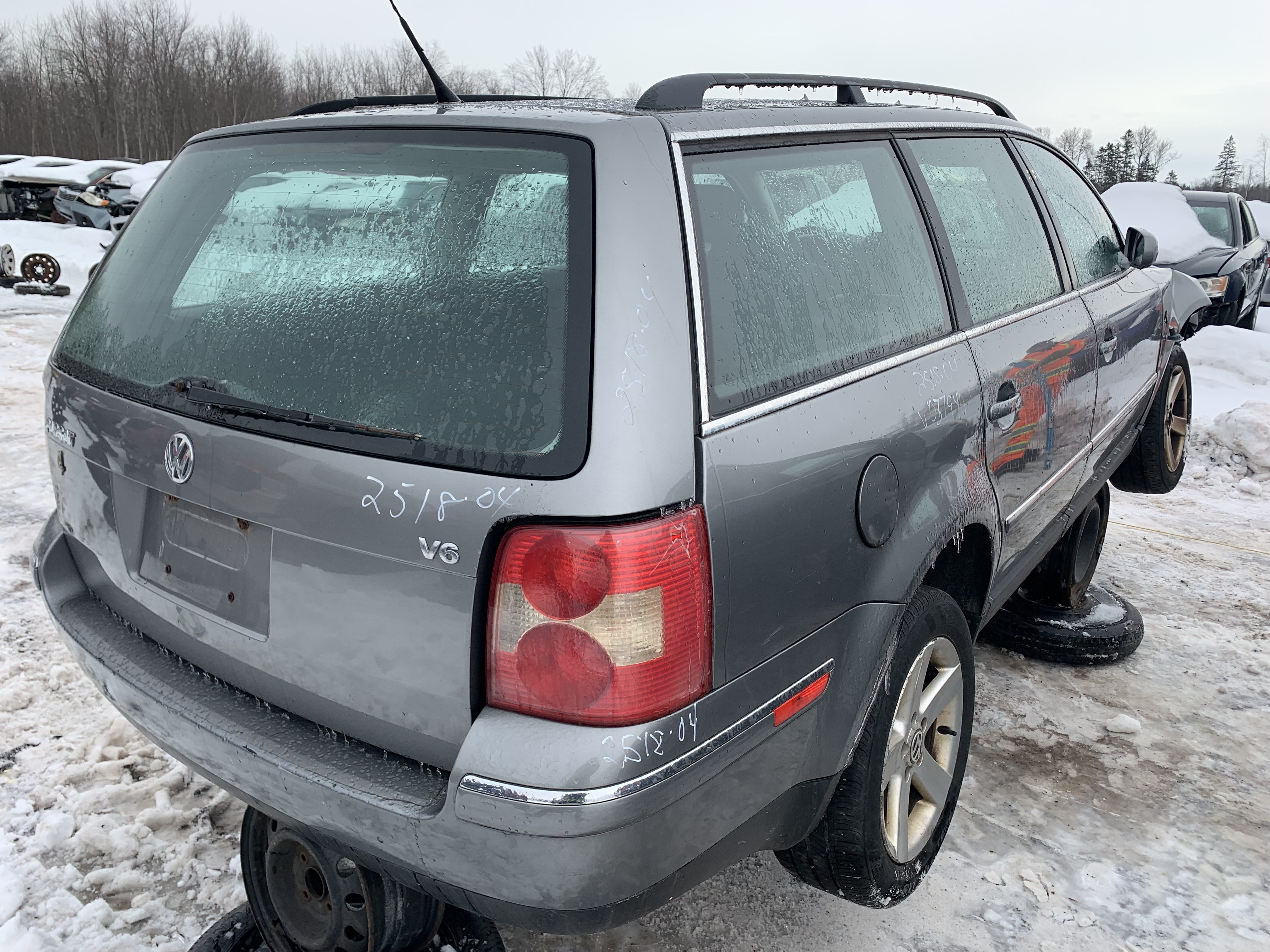 VOLKSWAGEN PASSAT 2004