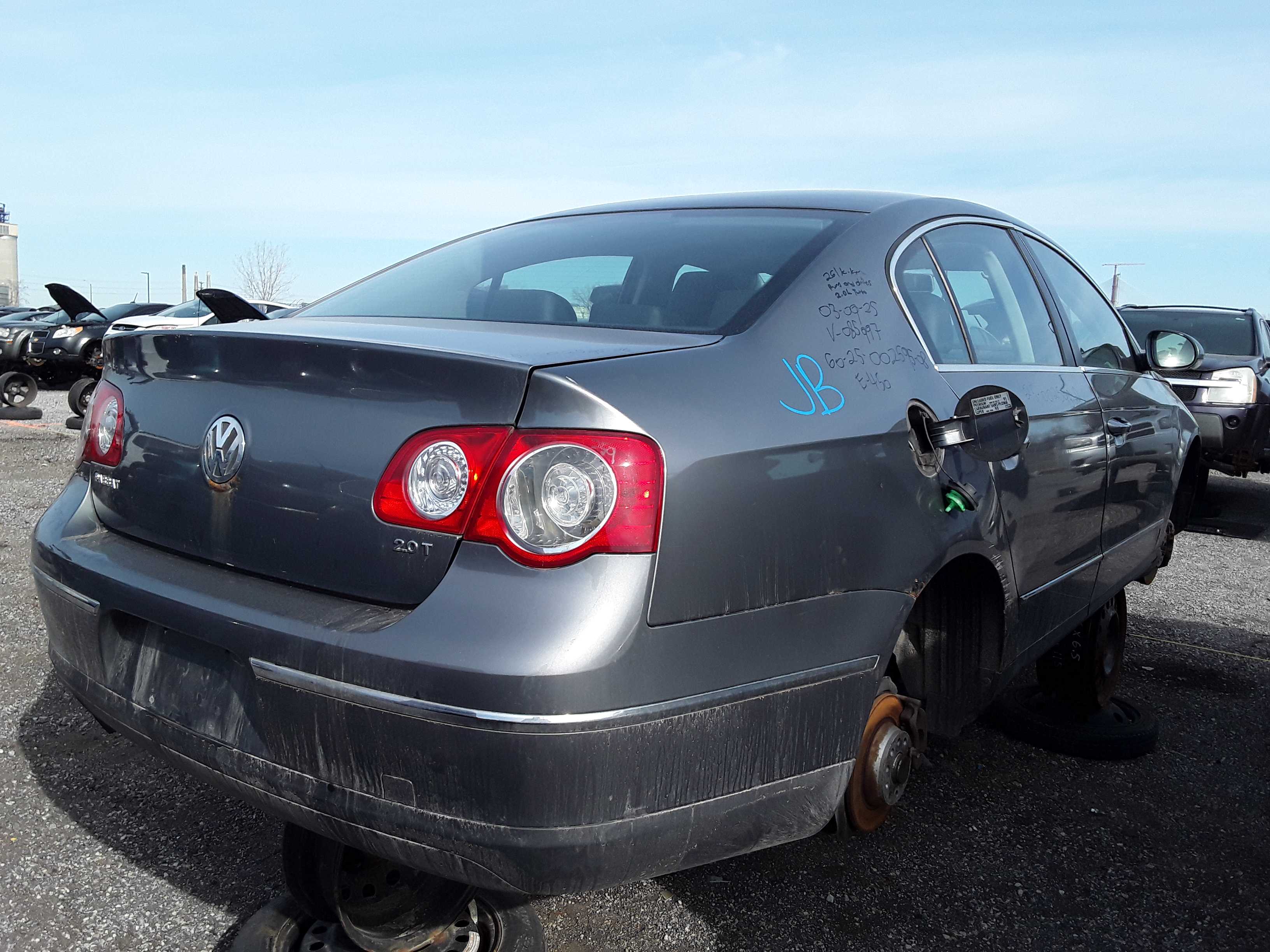 VOLKSWAGEN PASSAT 2008