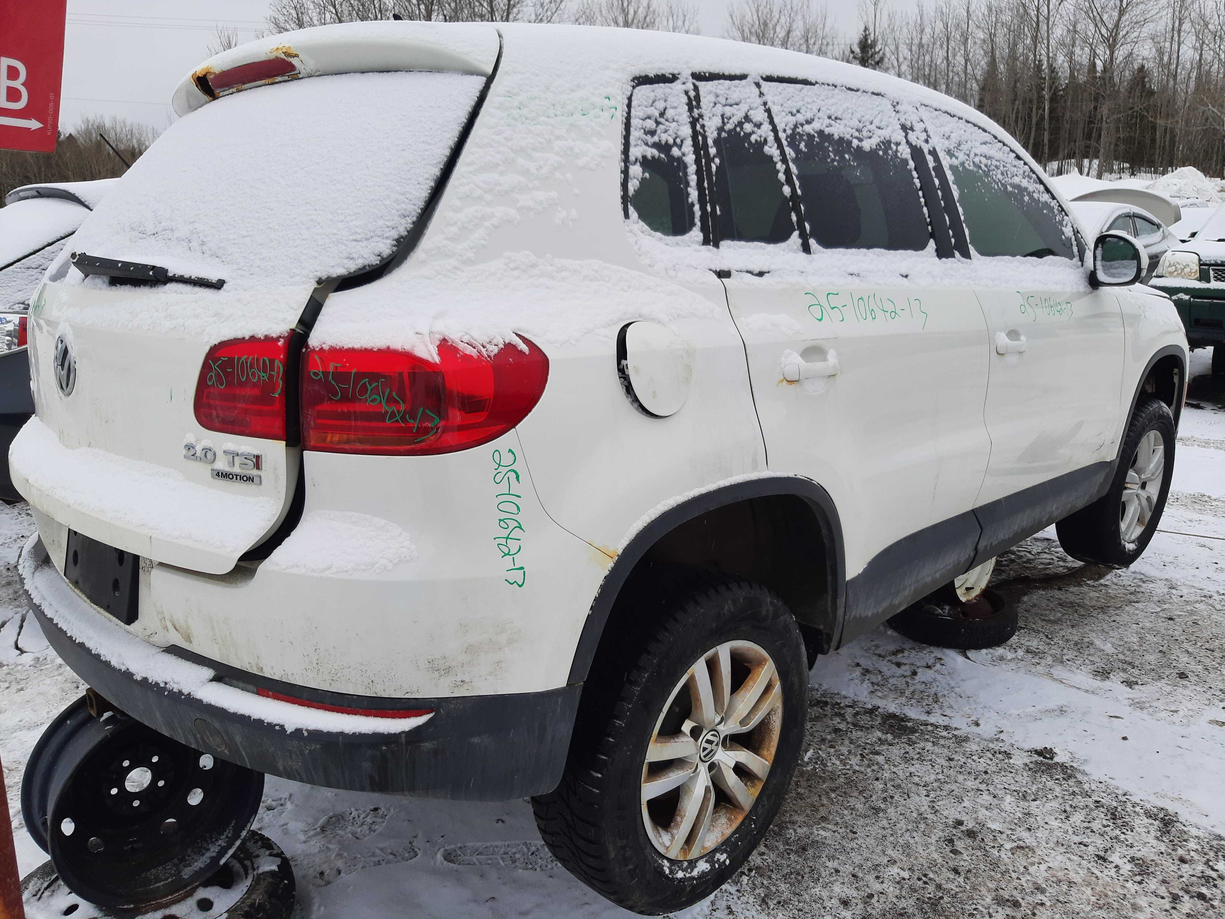 VOLKSWAGEN TIGUAN 2013