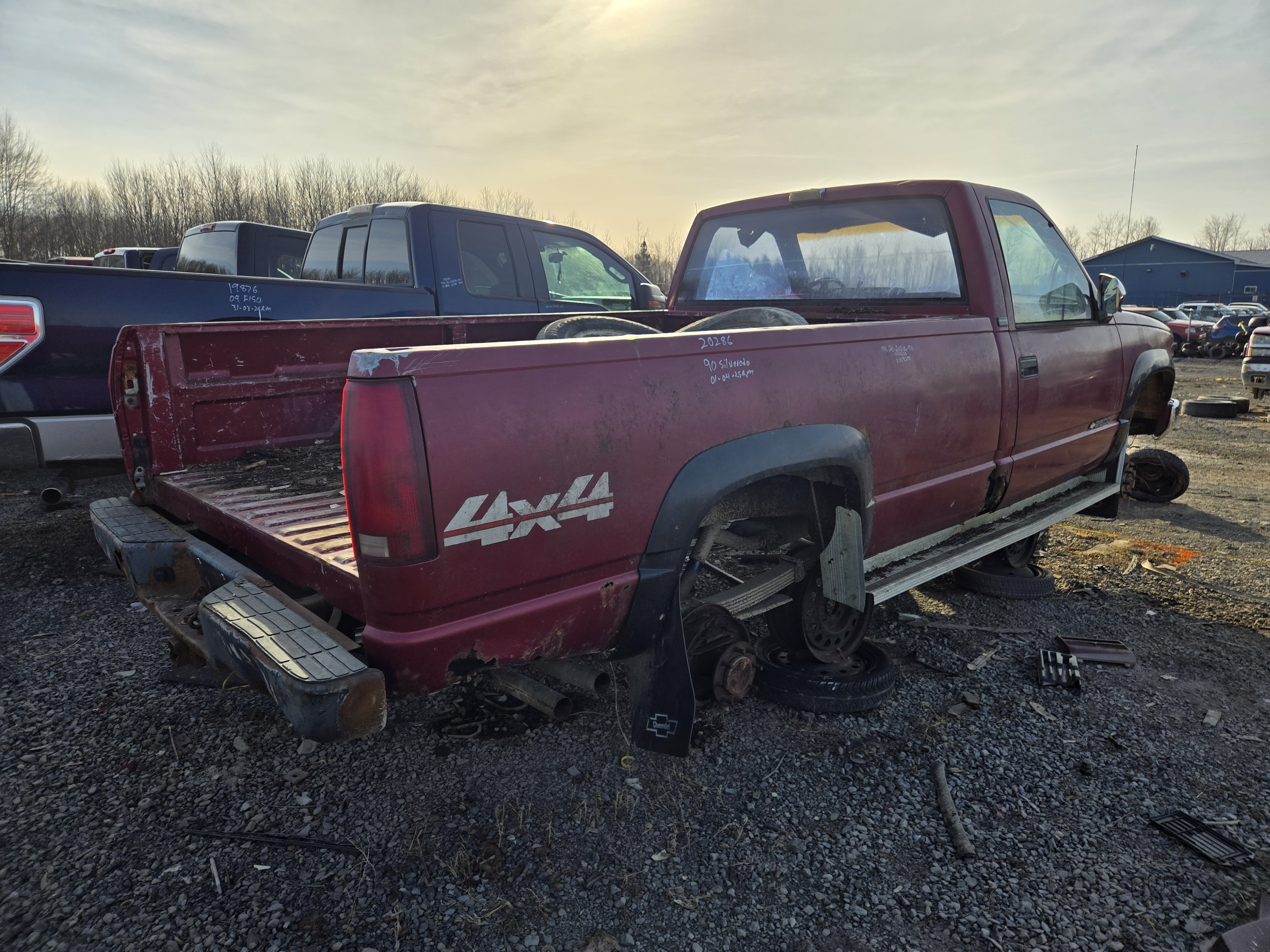 CHEVROLET 2500 PICKUPS 1990