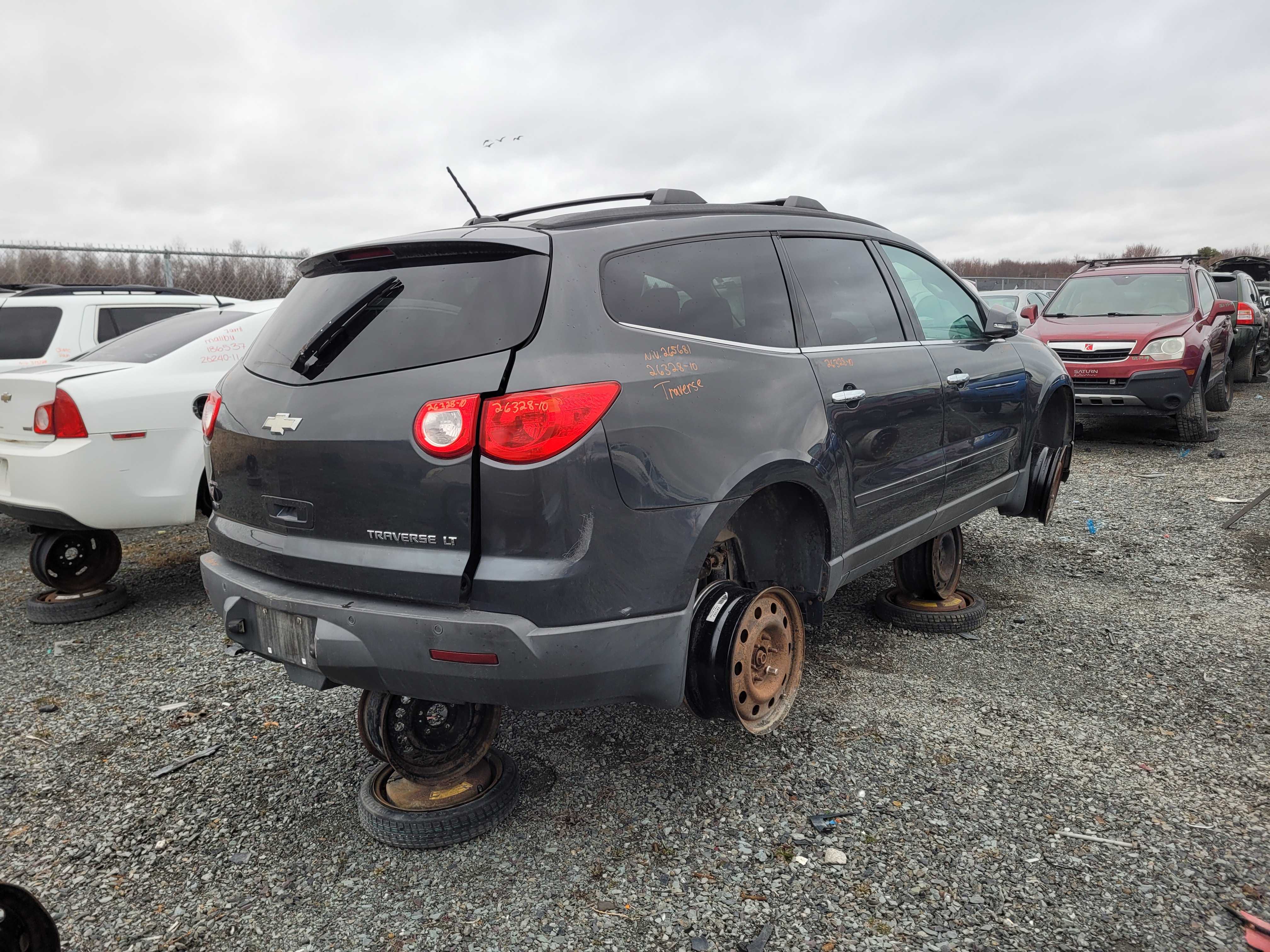 CHEVROLET TRAVERSE 2010