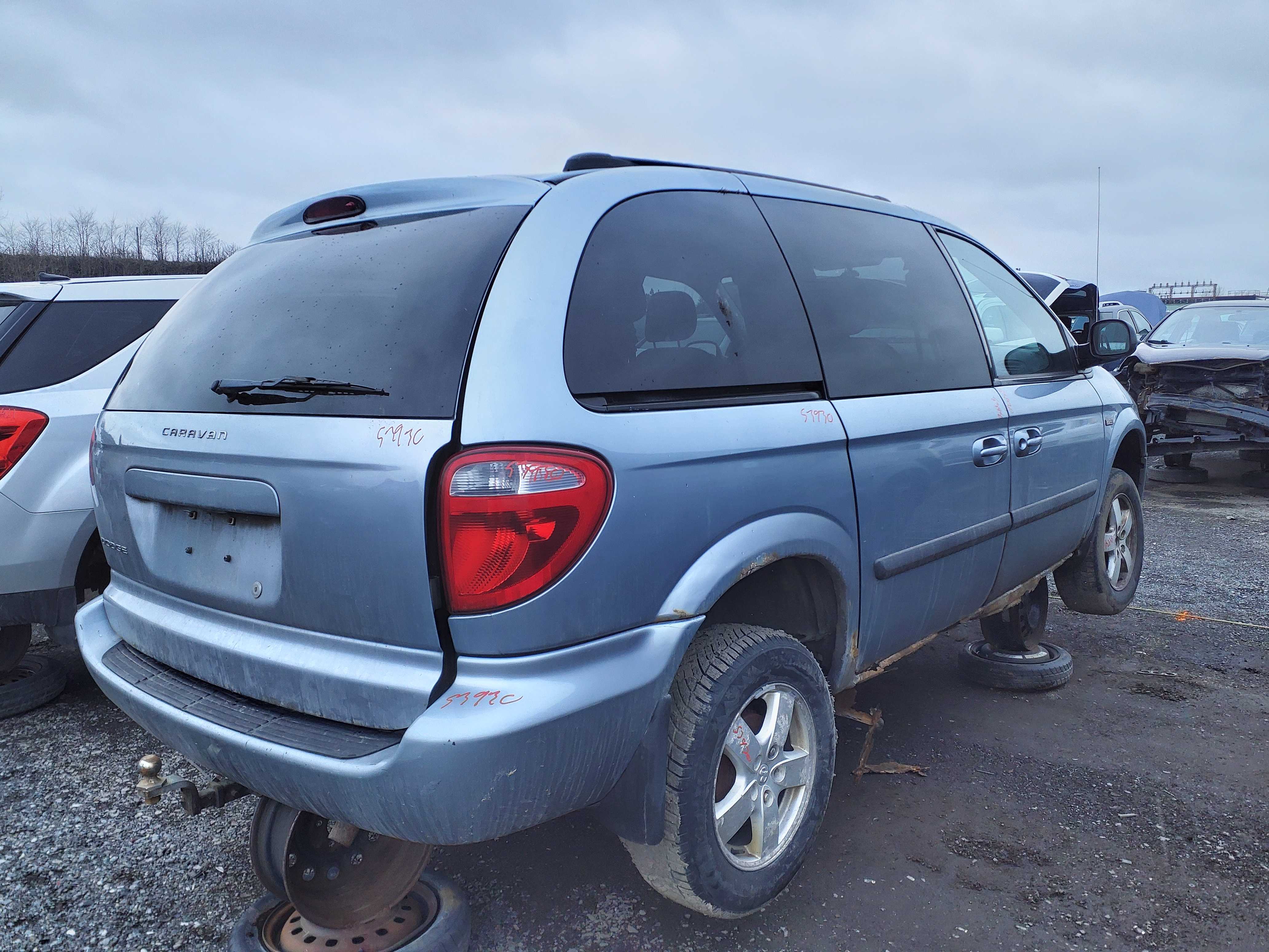 DODGE CARAVAN 2005