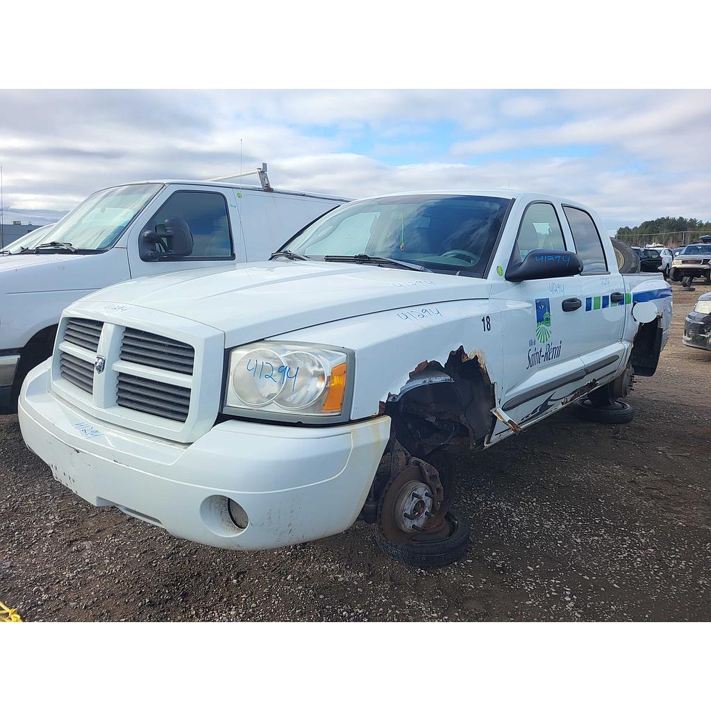 DODGE DAKOTA 2006