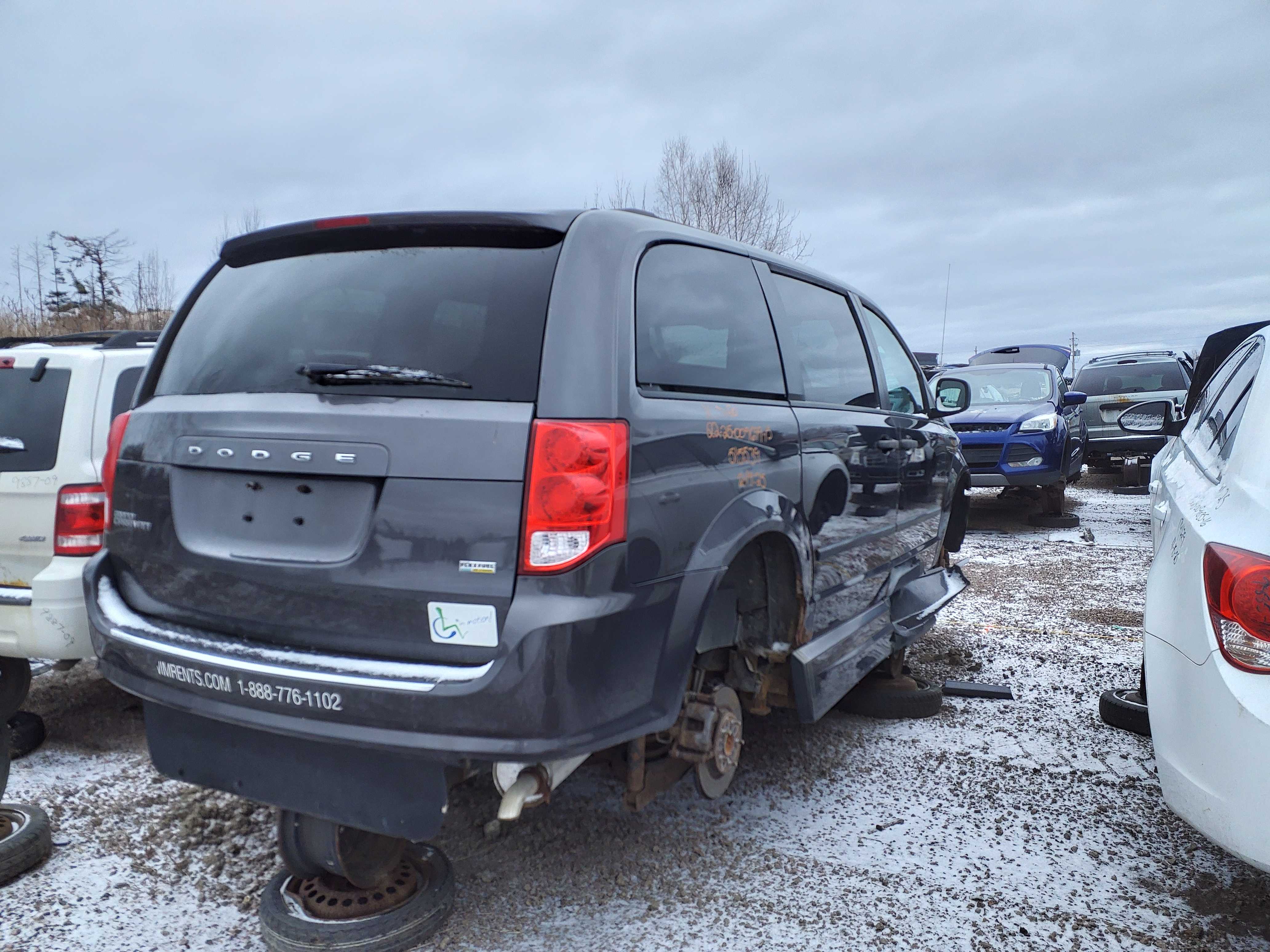 DODGE GRAND CARAVAN 2015
