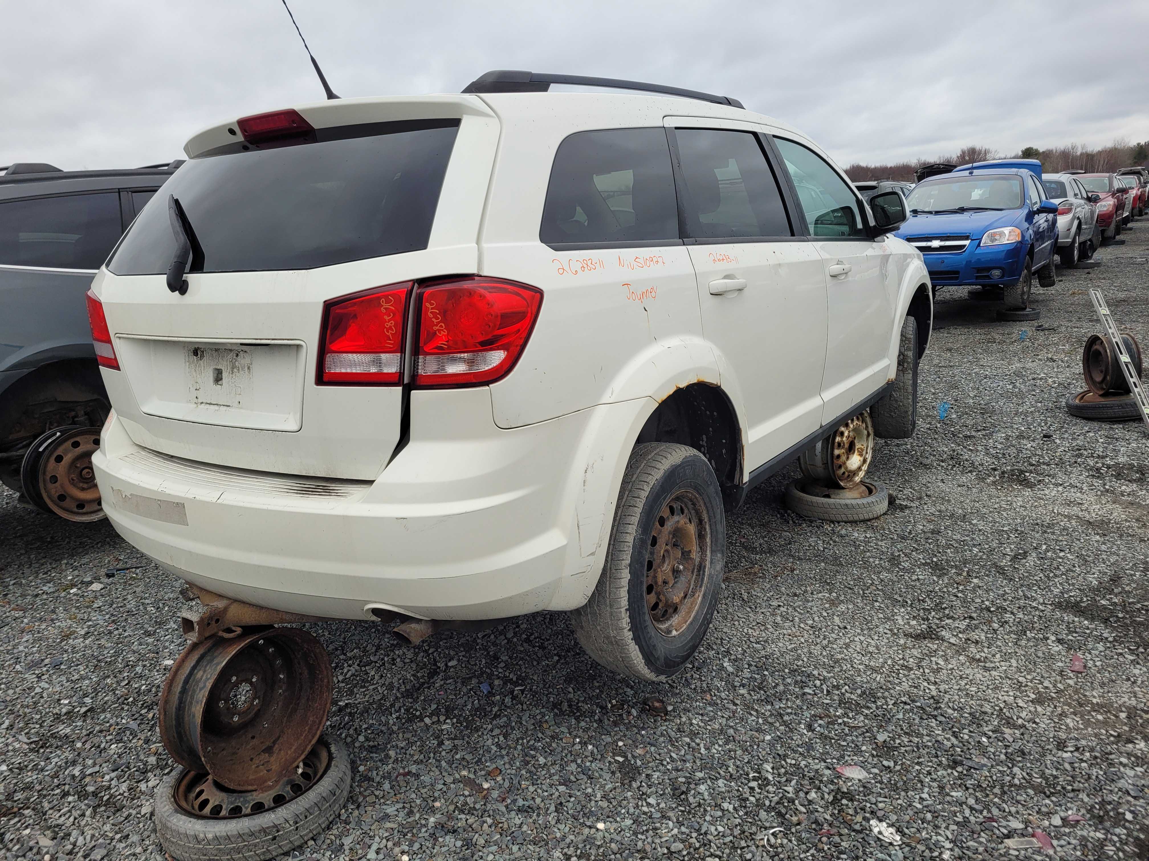 DODGE JOURNEY 2011