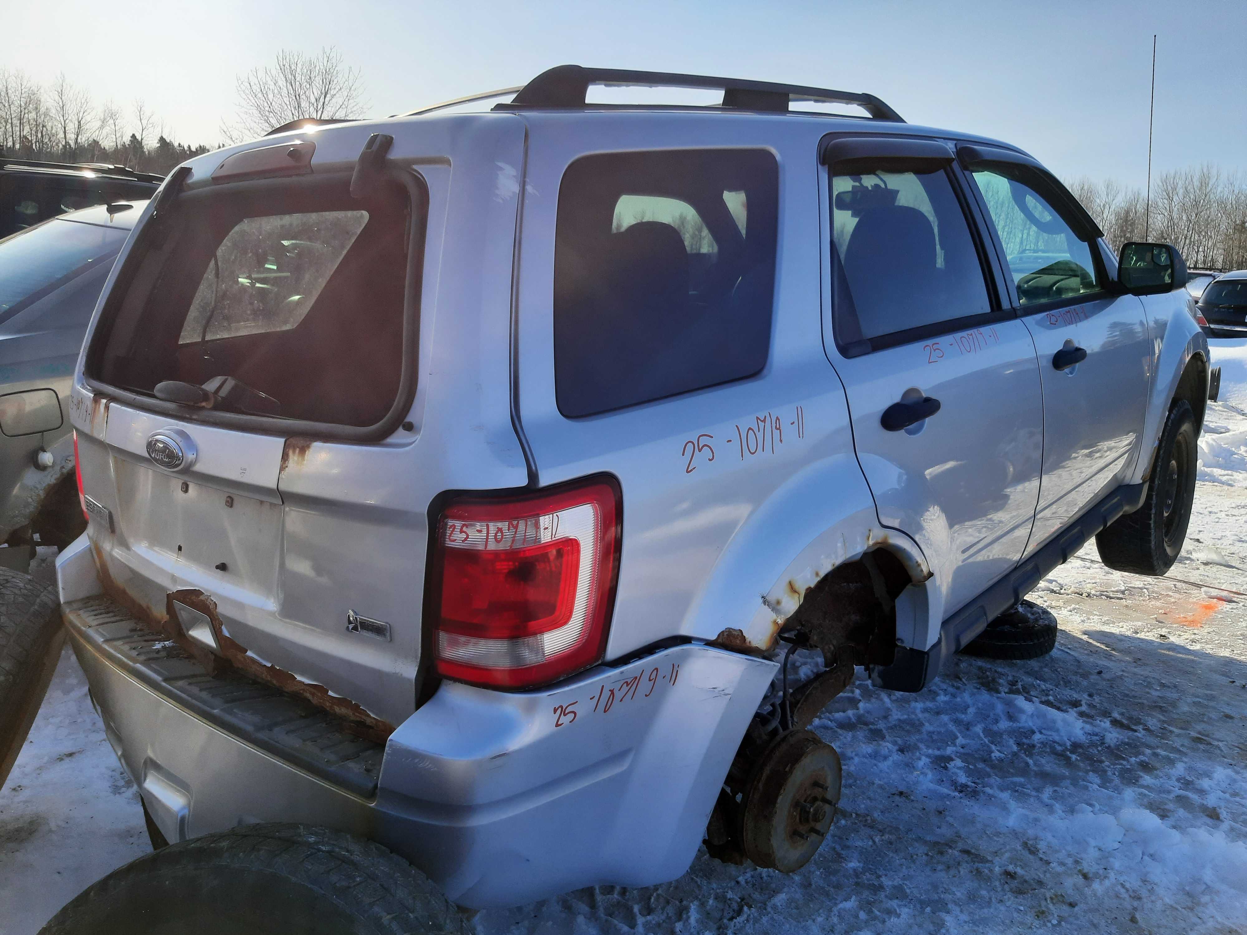 FORD ESCAPE 2011