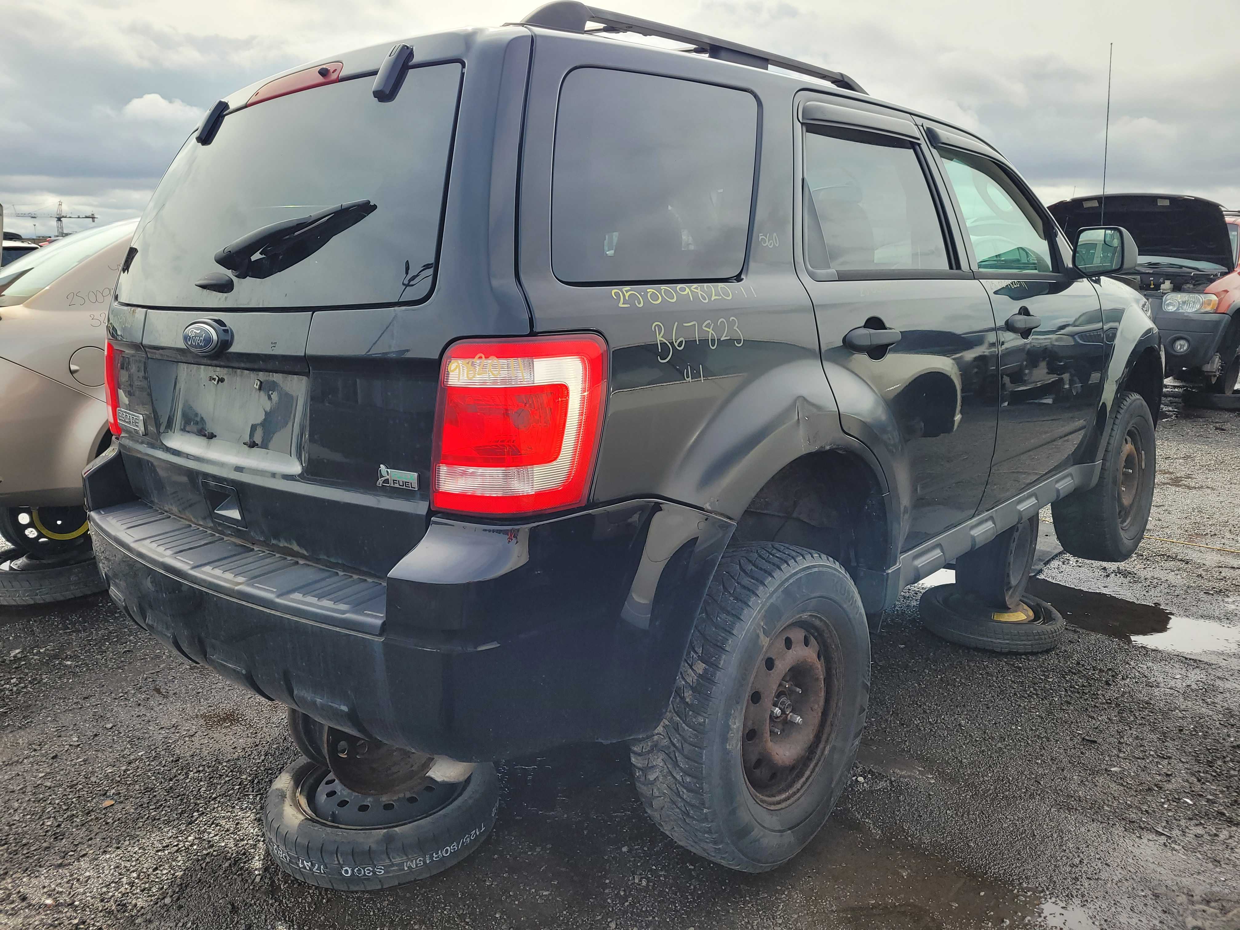 FORD ESCAPE 2011