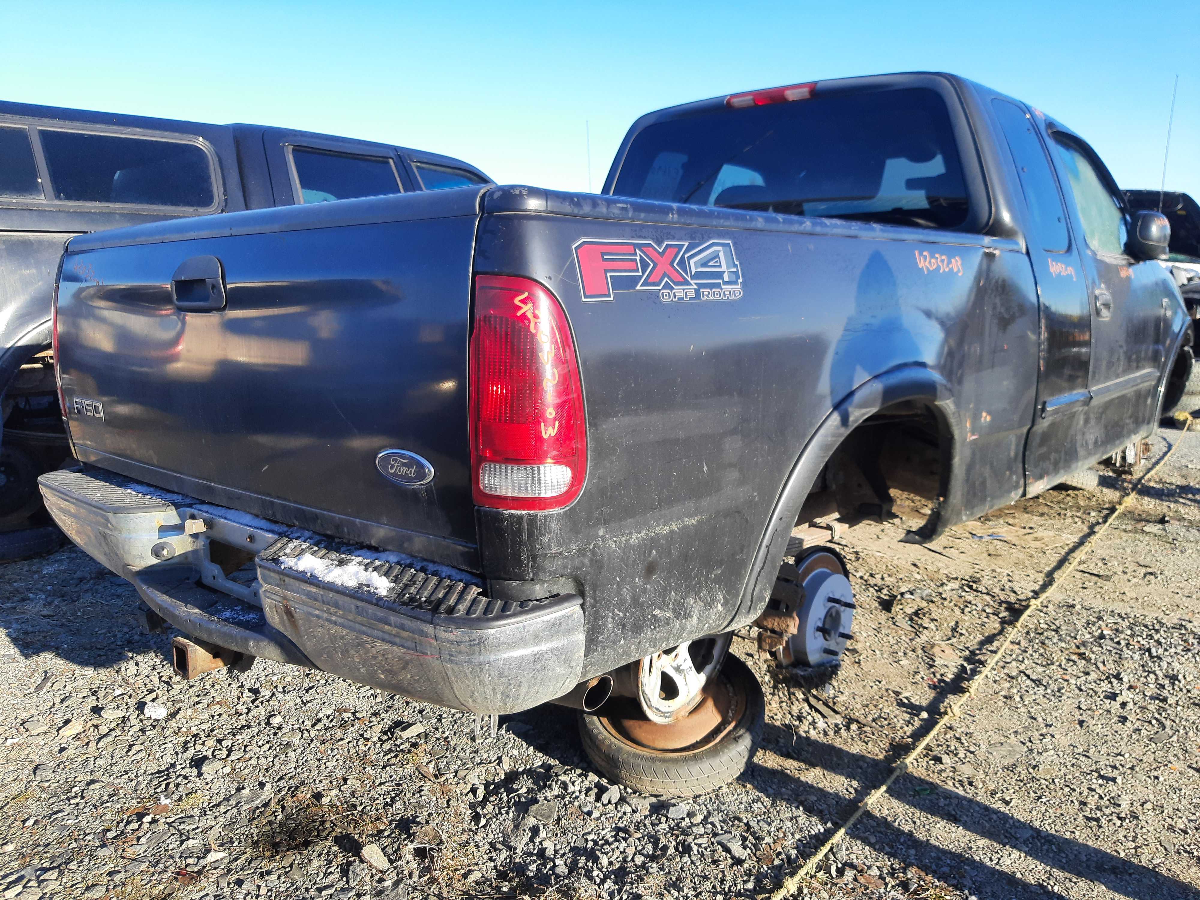 FORD F-150 2003