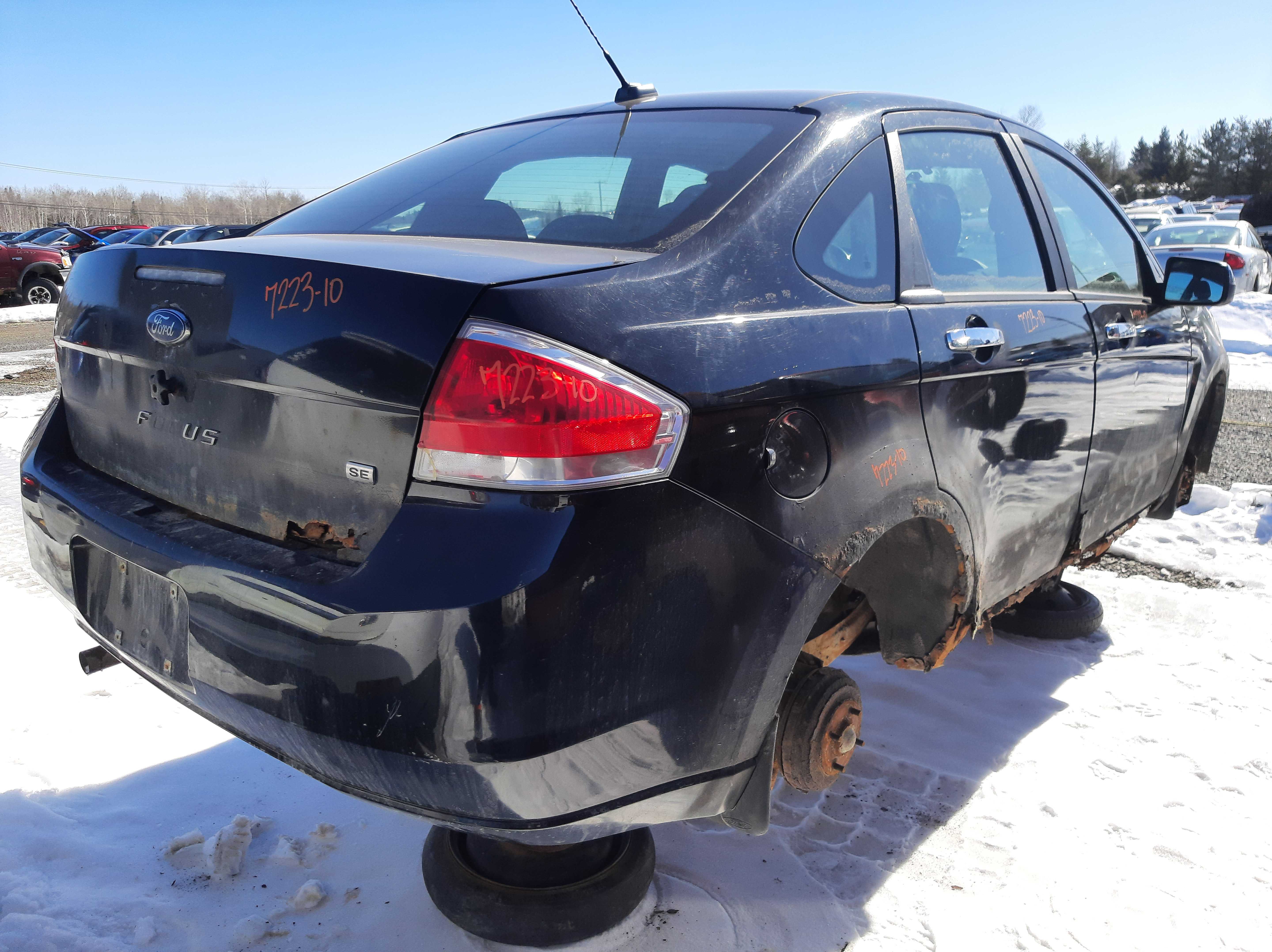 FORD FOCUS 2010