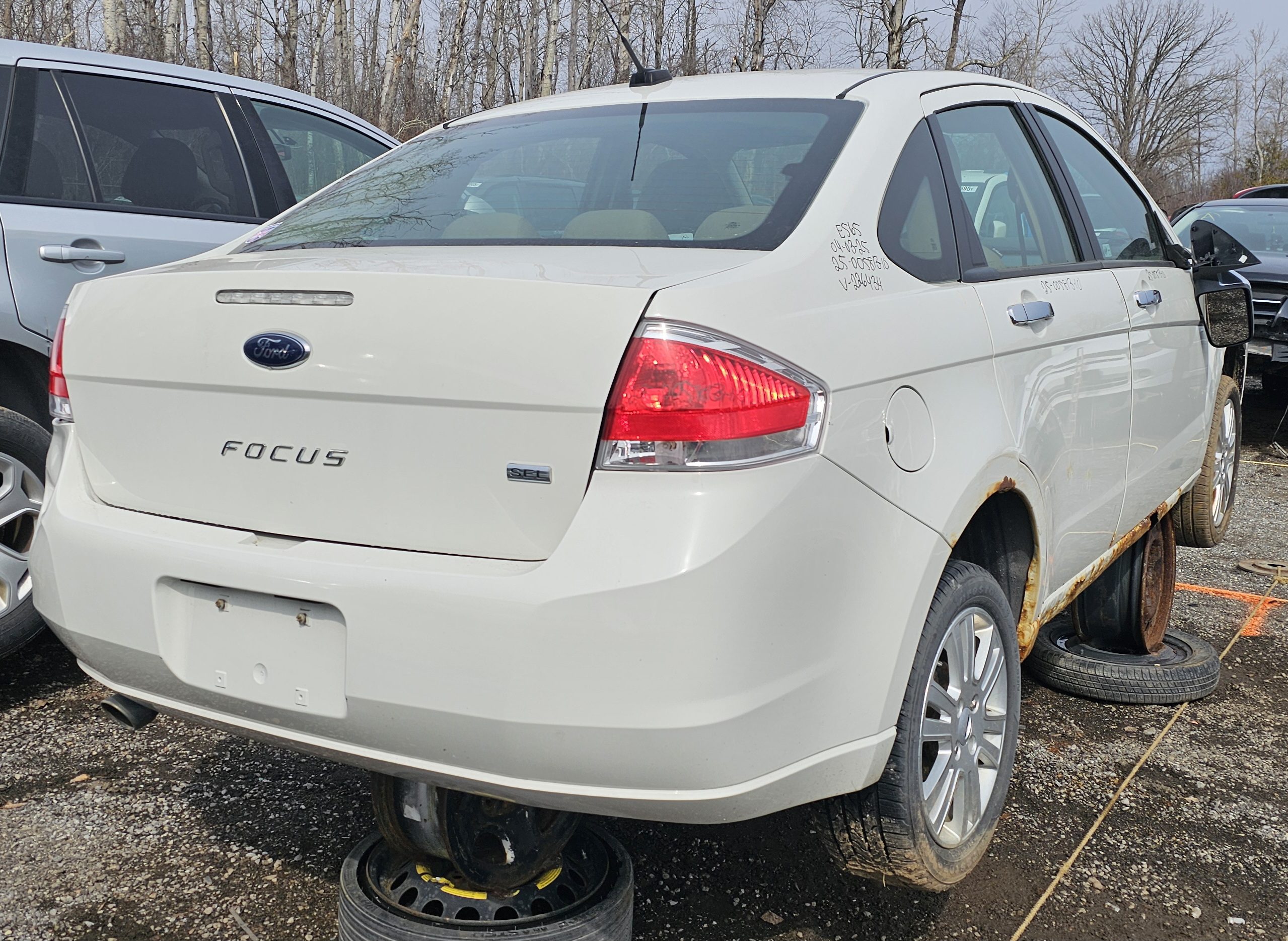 FORD FOCUS 2010