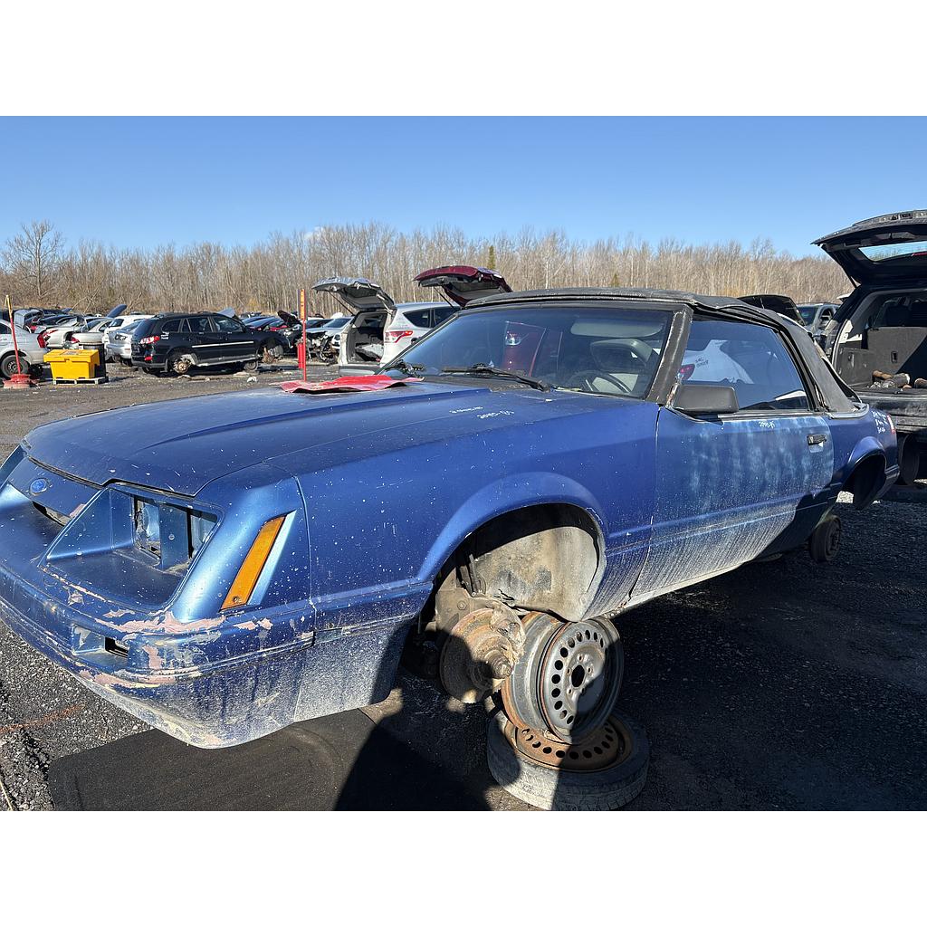 FORD MUSTANG 1985