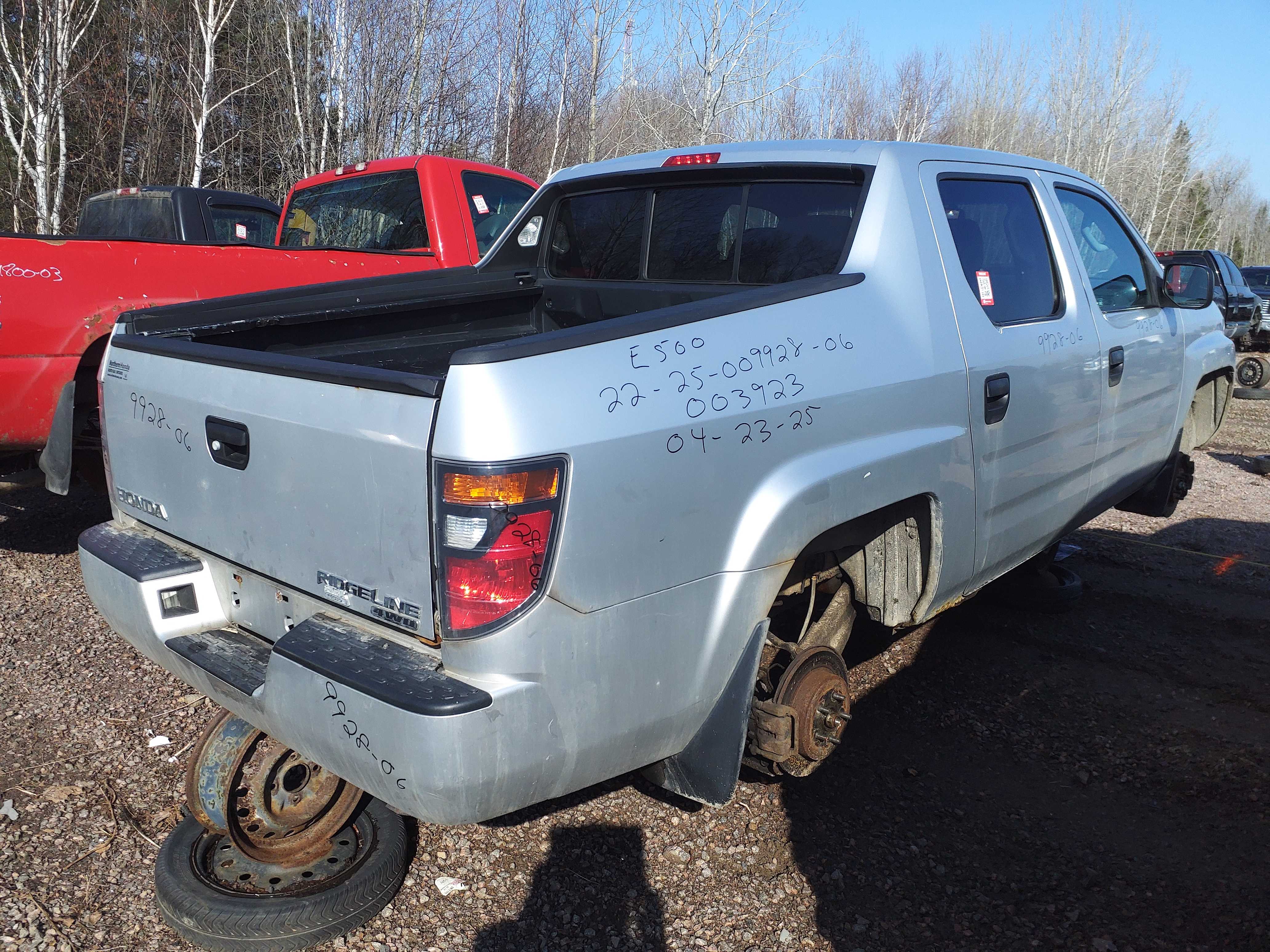 HONDA RIDGELINE 2006