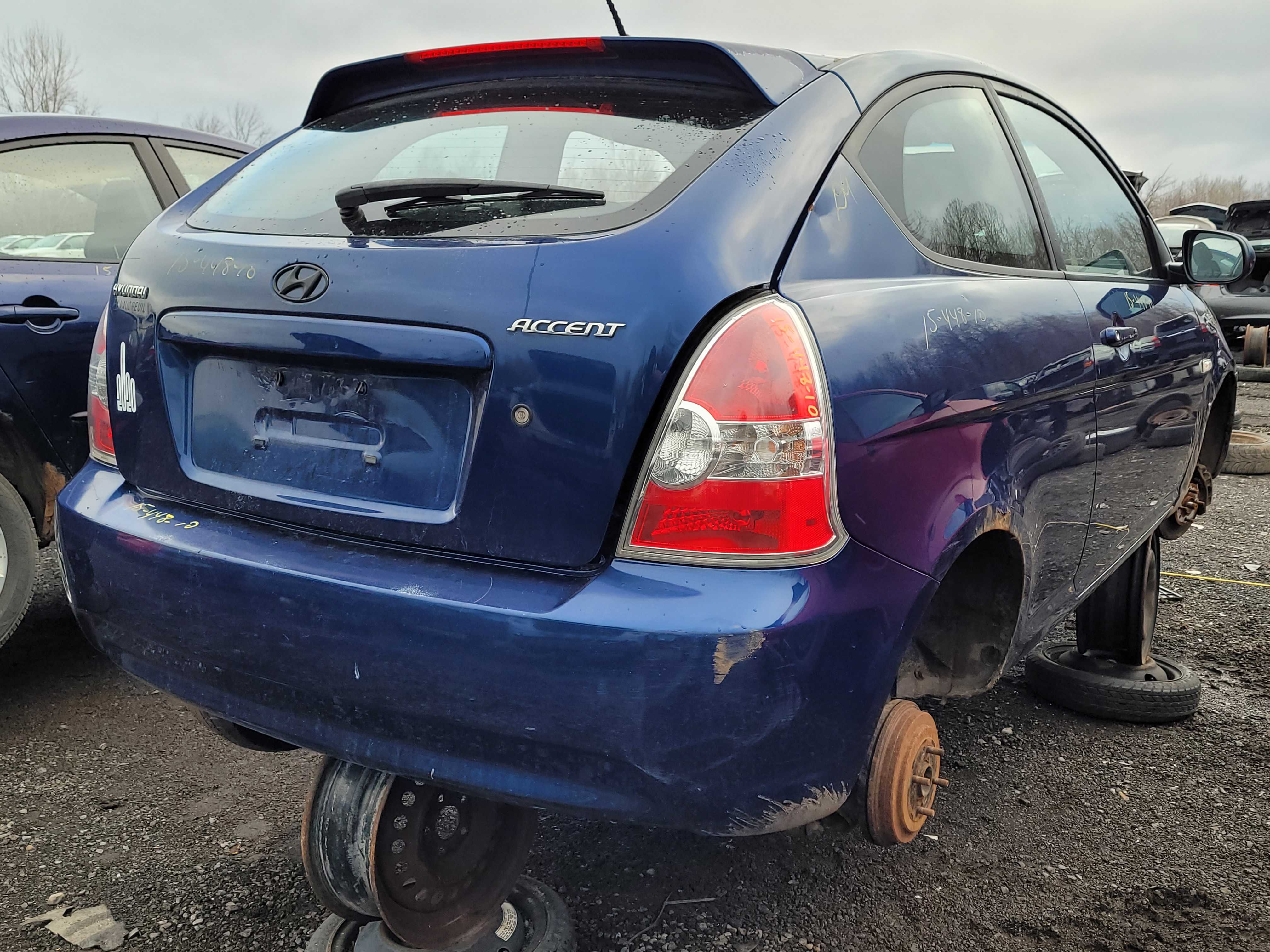 HYUNDAI ACCENT 2010
