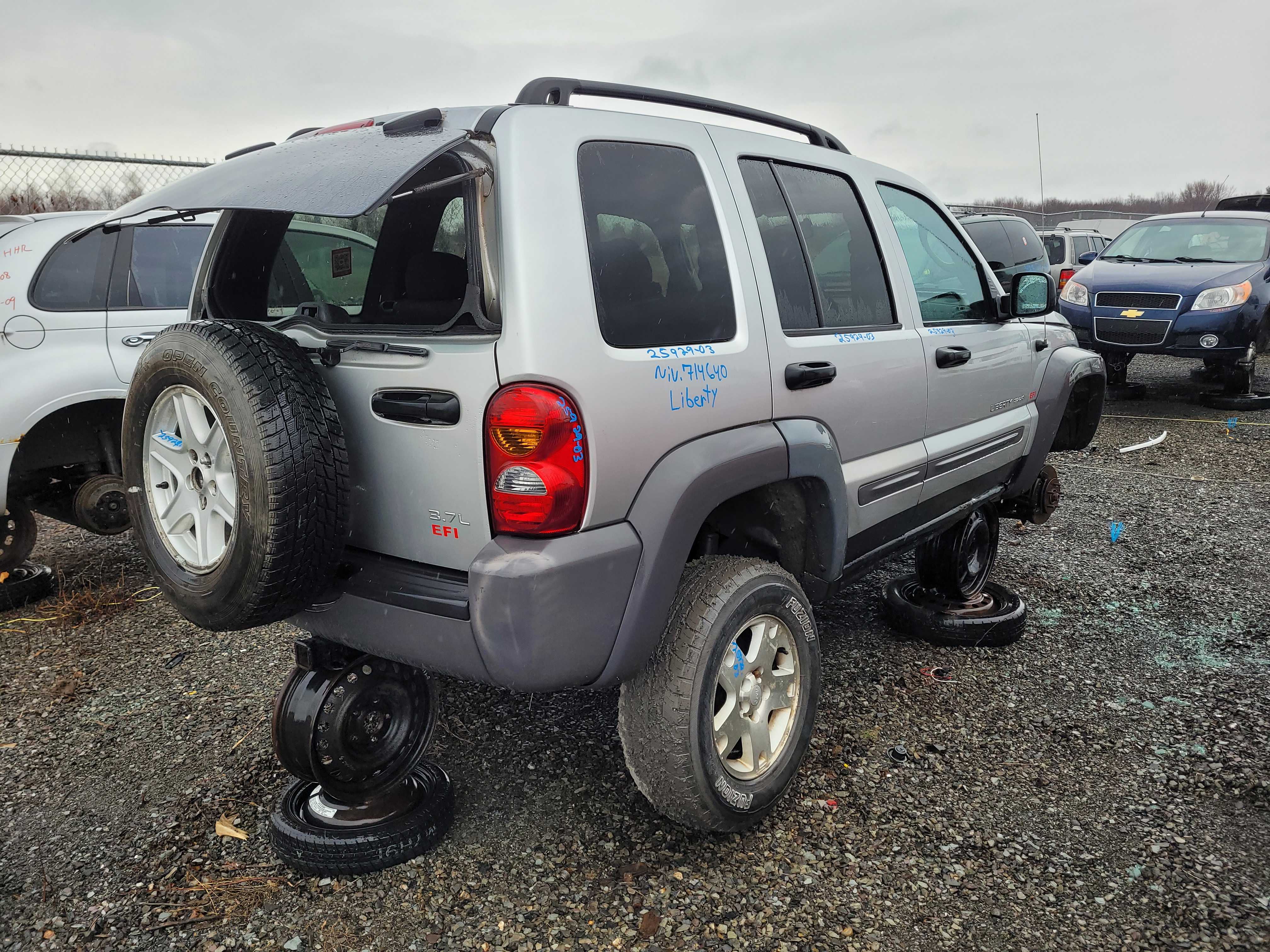 JEEP LIBERTY 2003