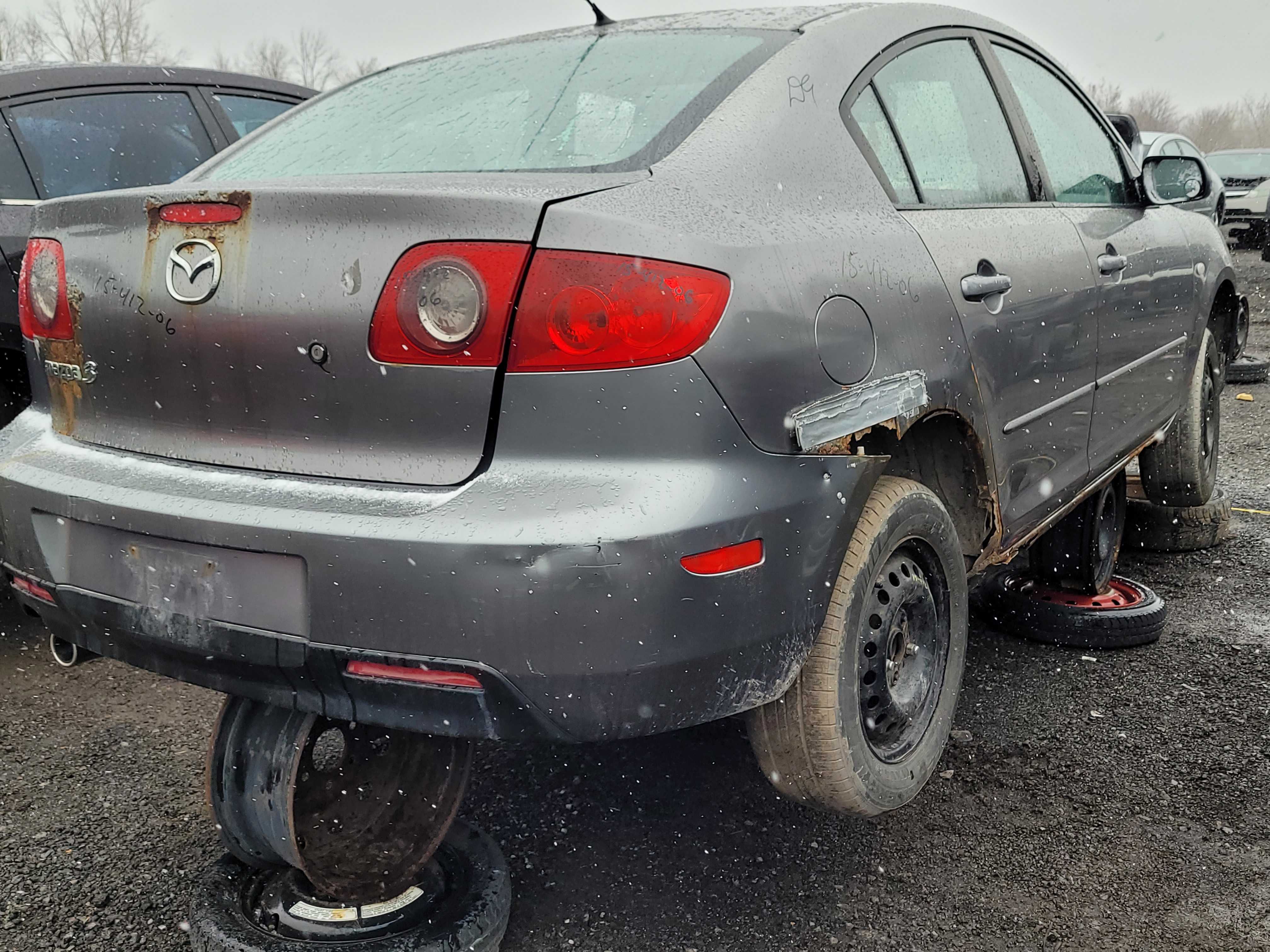 MAZDA MAZDA3 2006