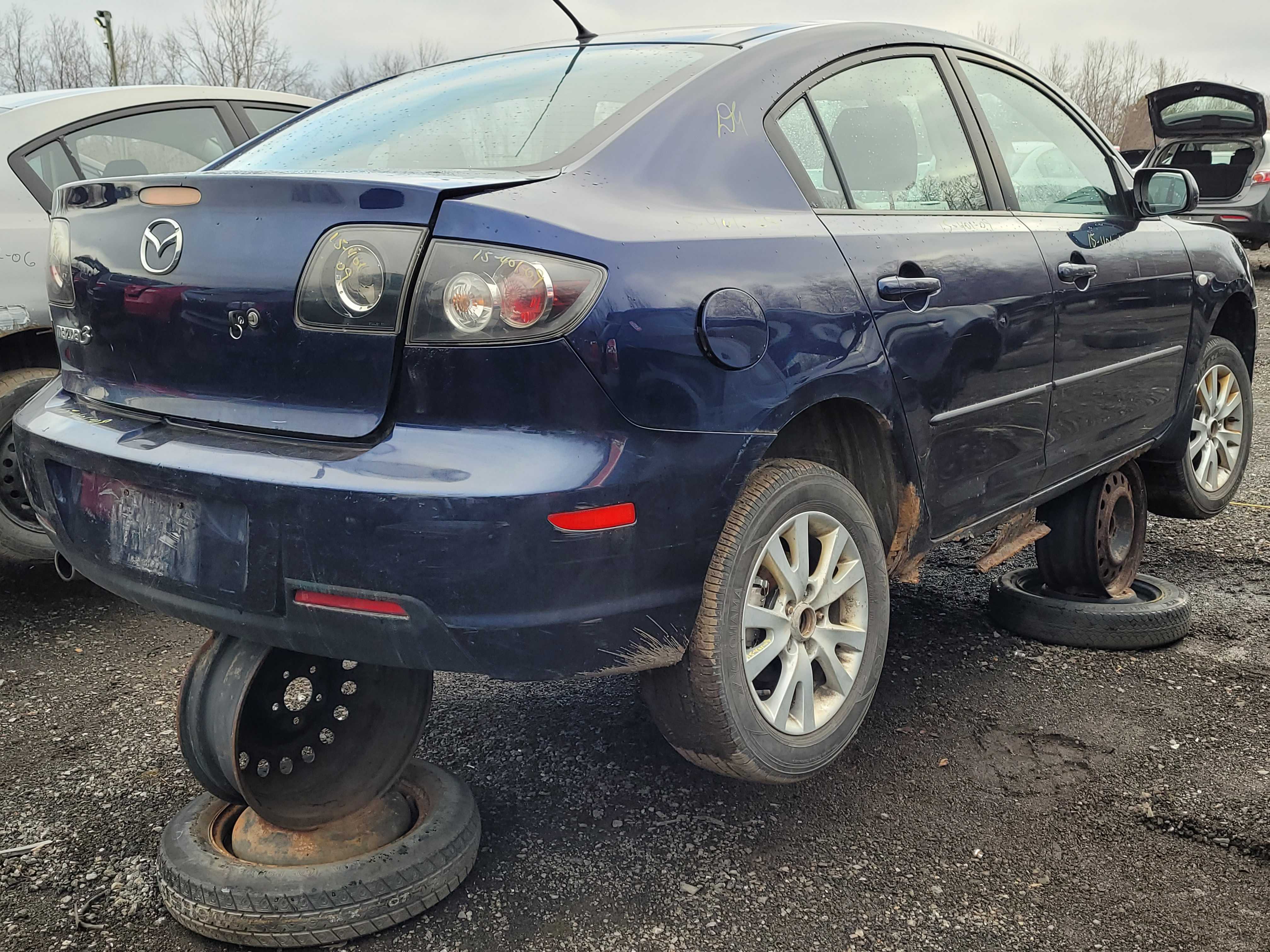 MAZDA MAZDA3 2009
