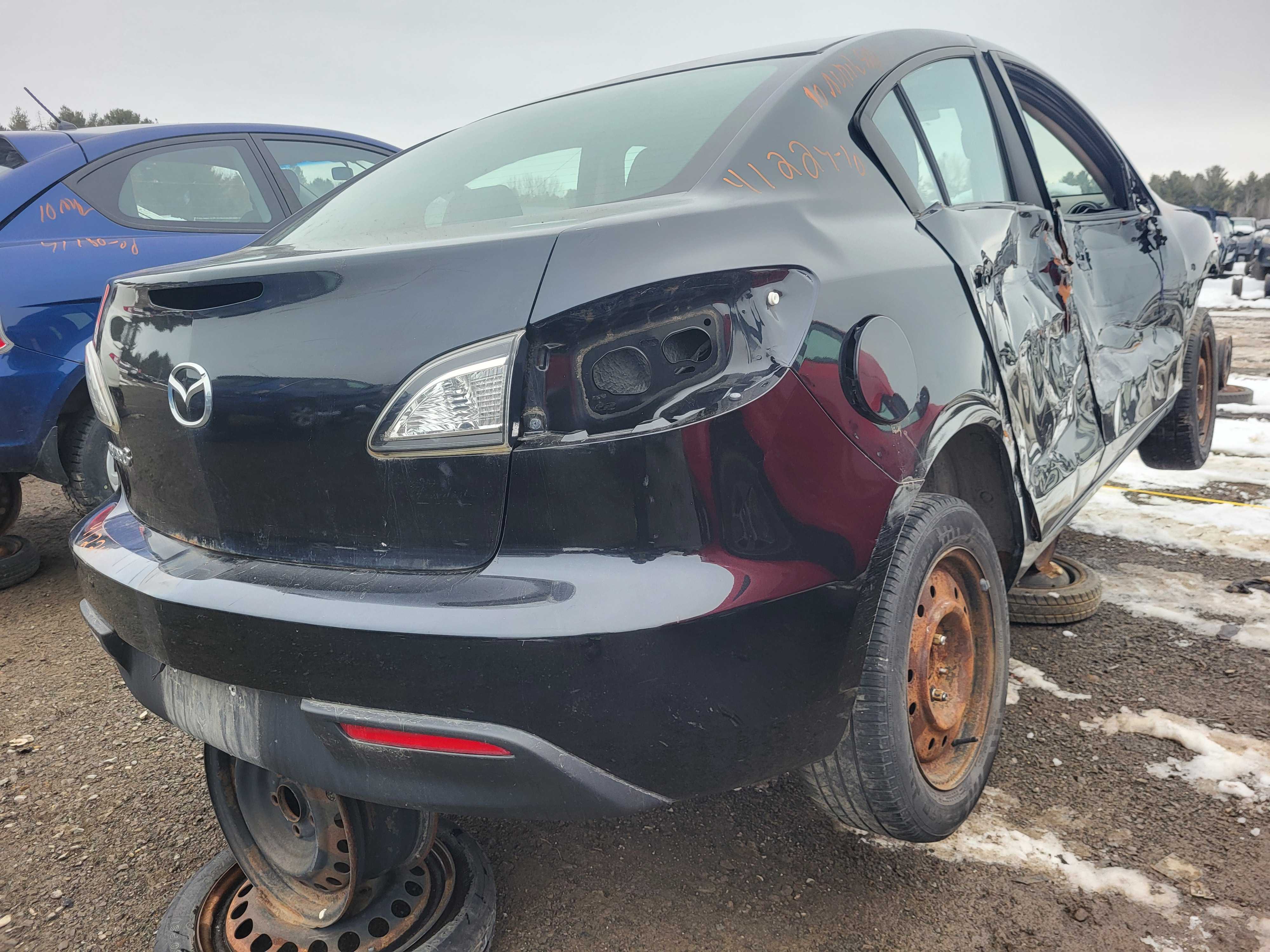 MAZDA MAZDA3 2010