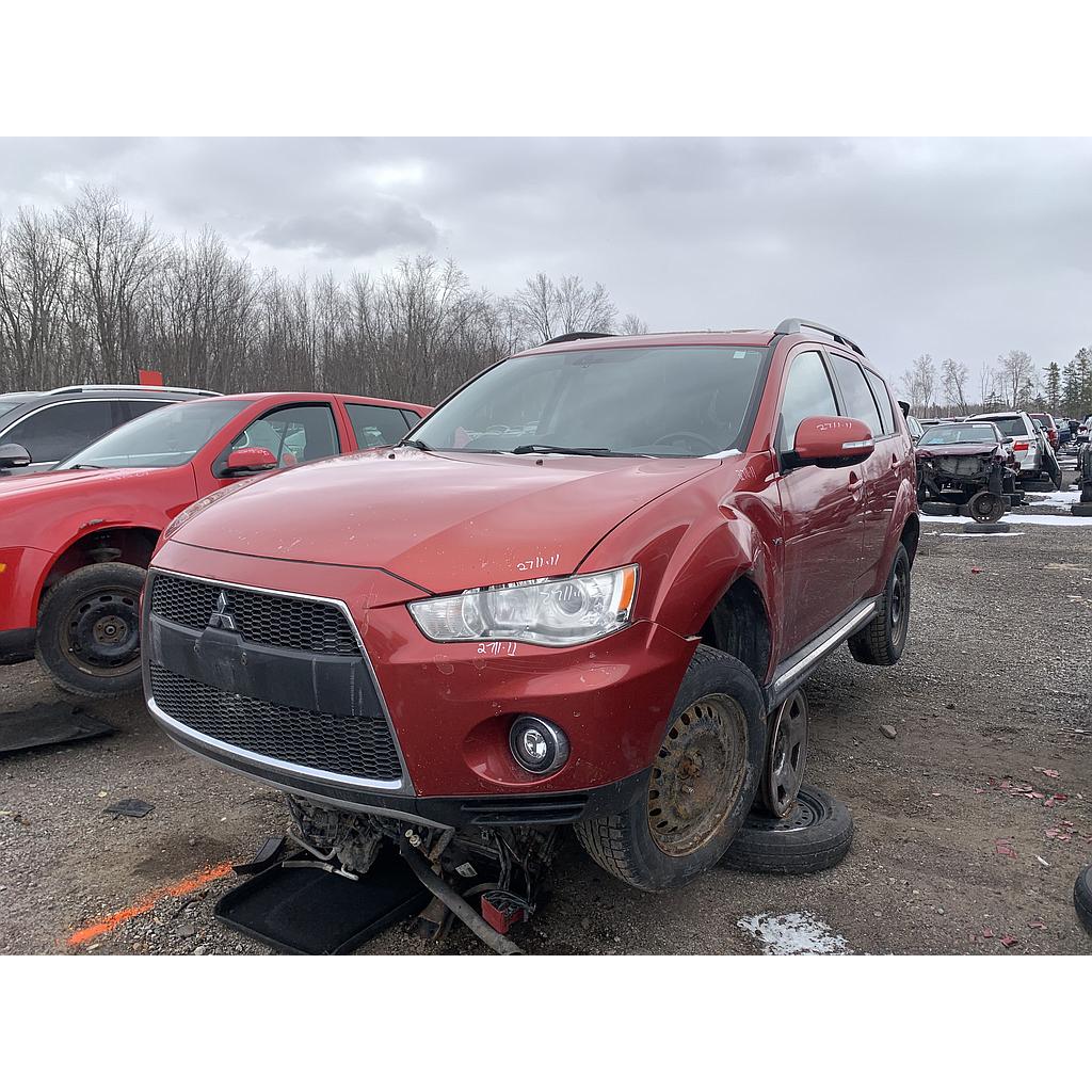MITSUBISHI OUTLANDER 2011