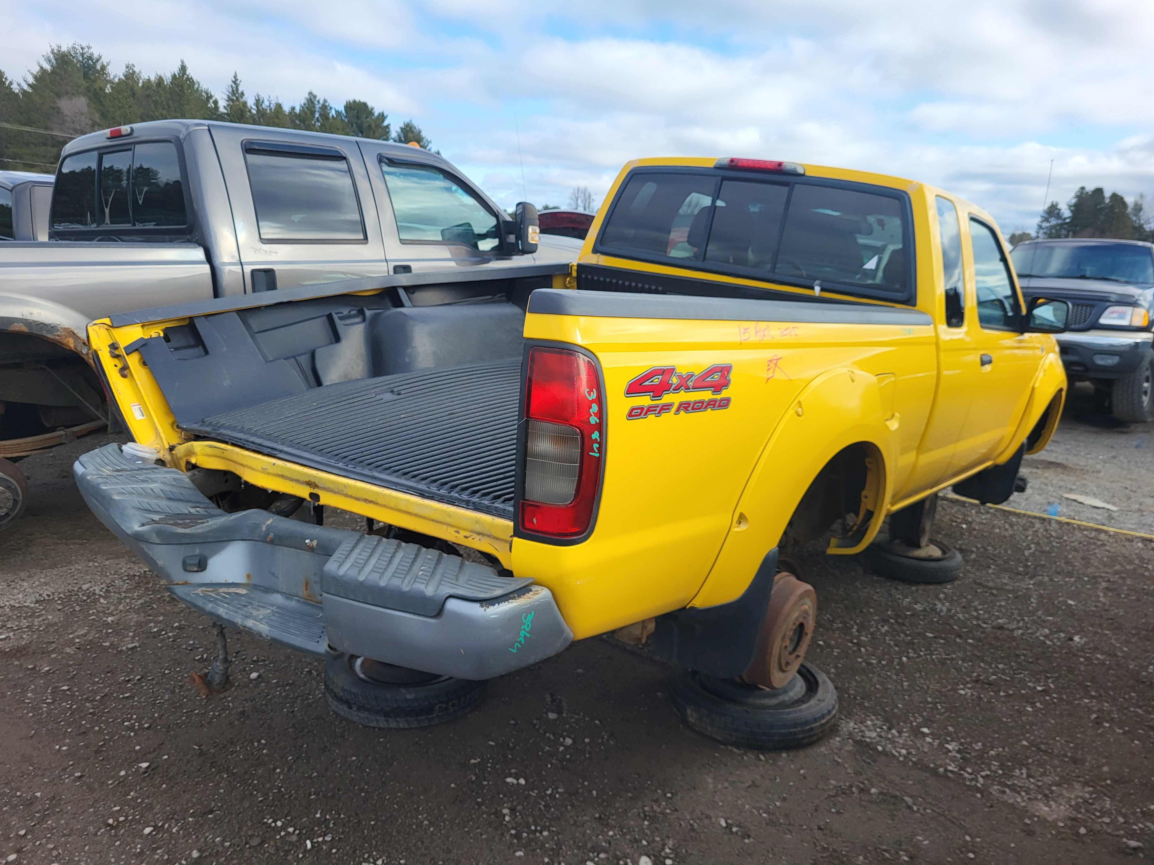 NISSAN FRONTIER 2004