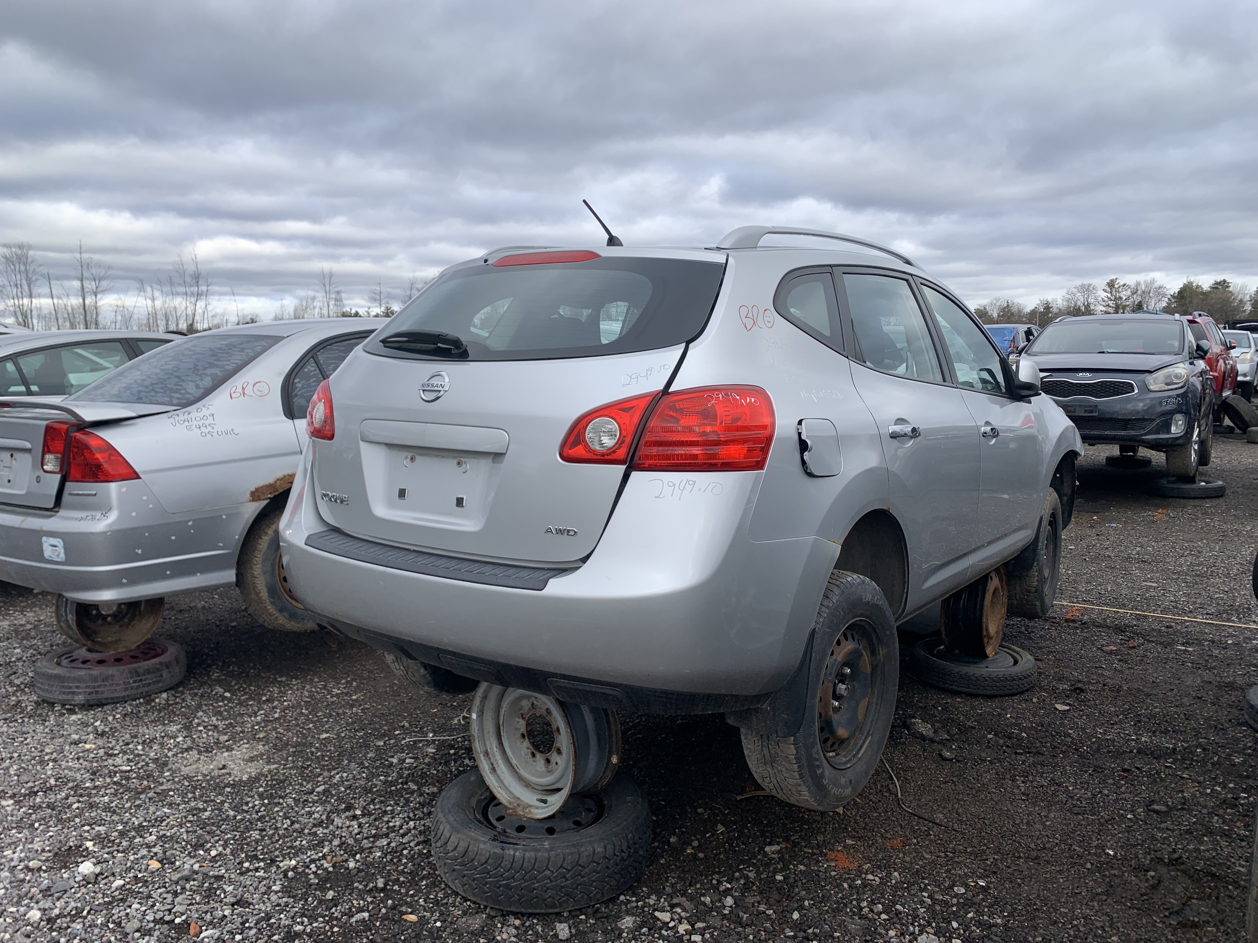 NISSAN ROGUE 2010
