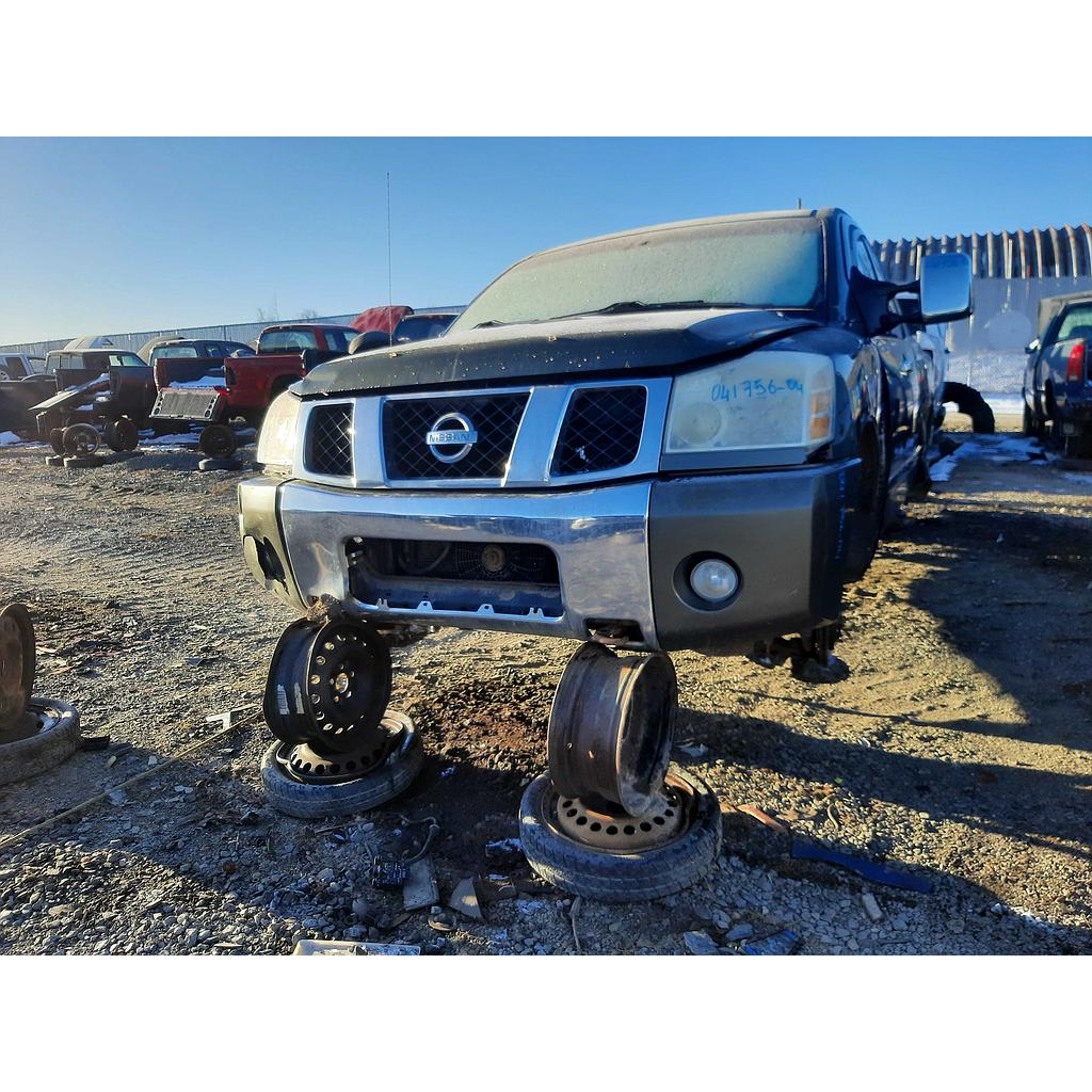 NISSAN TITAN 2004