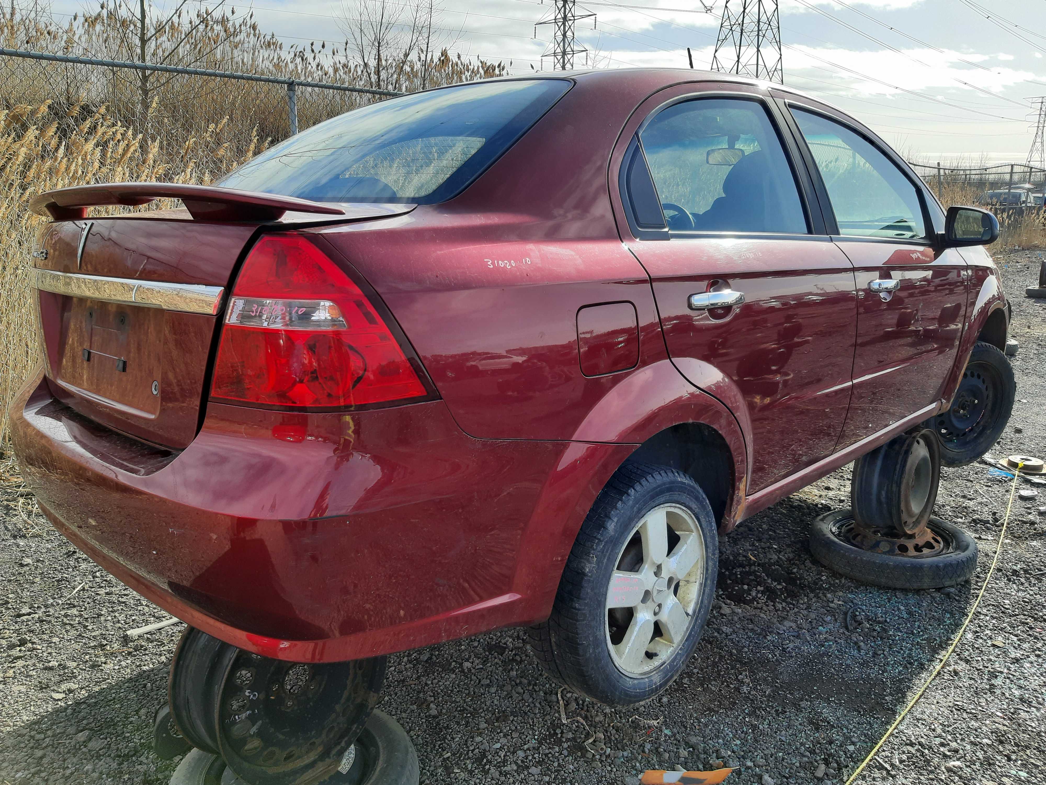 PONTIAC G3 2010
