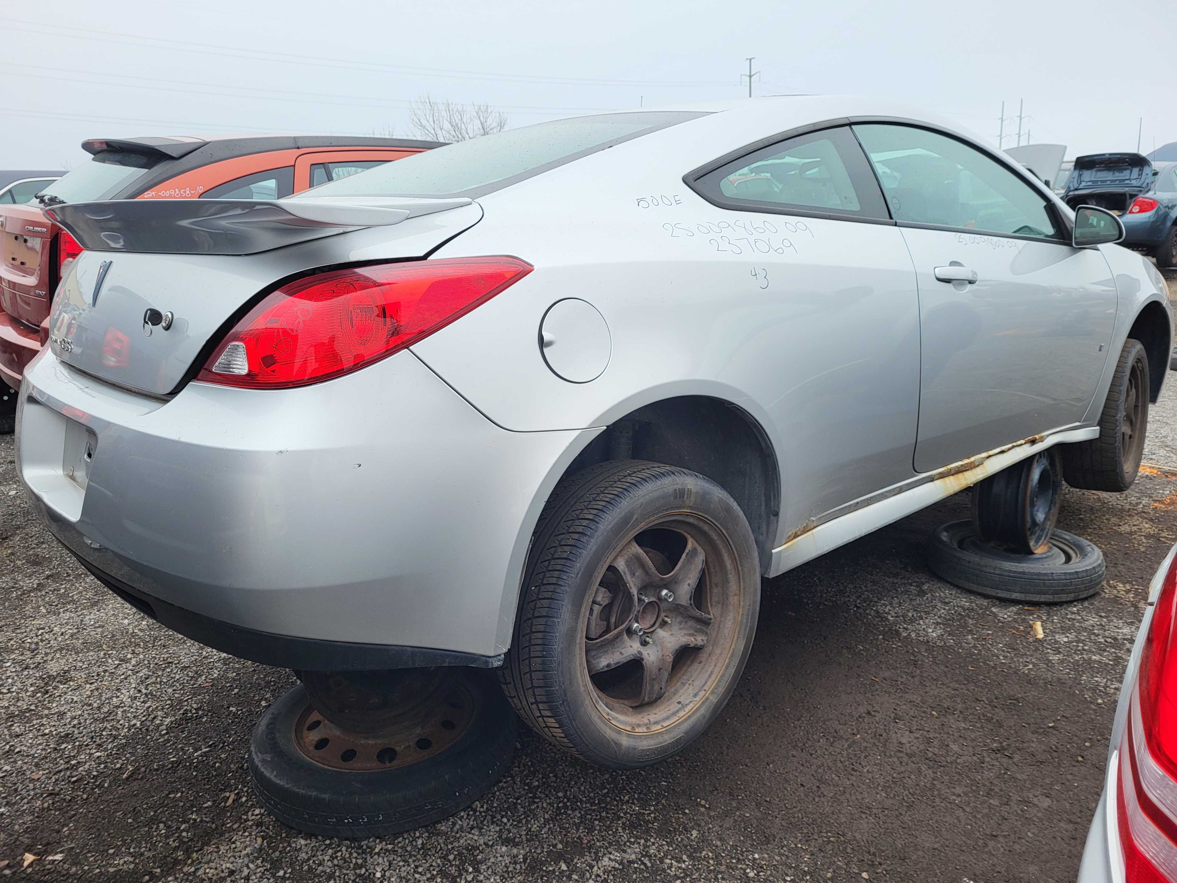 PONTIAC G6 2009