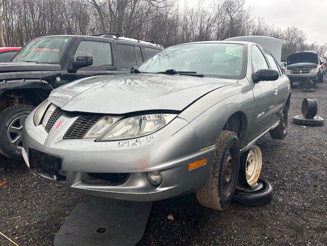 PONTIAC SUNFIRE 2004