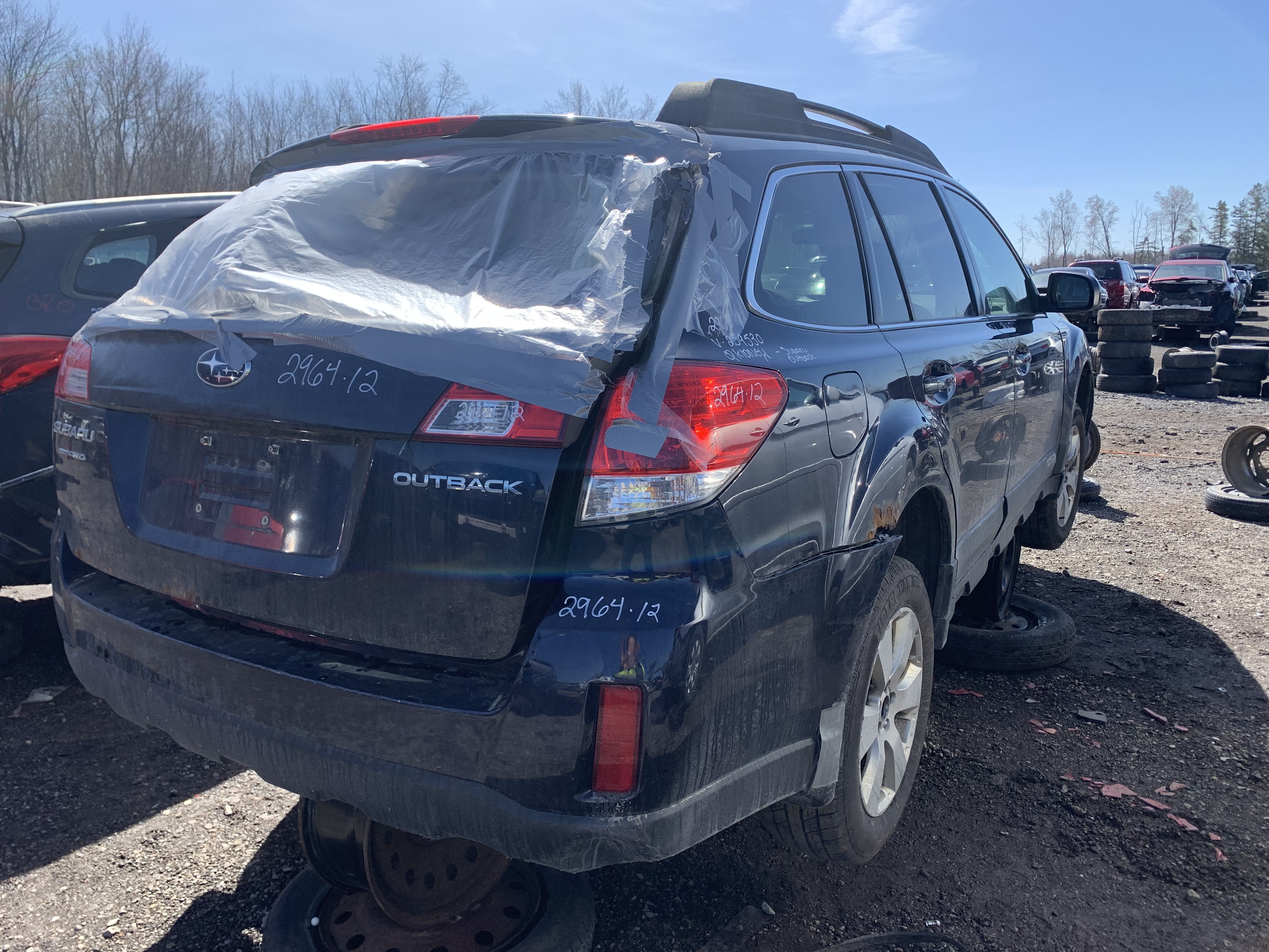 SUBARU OUTBACK 2012