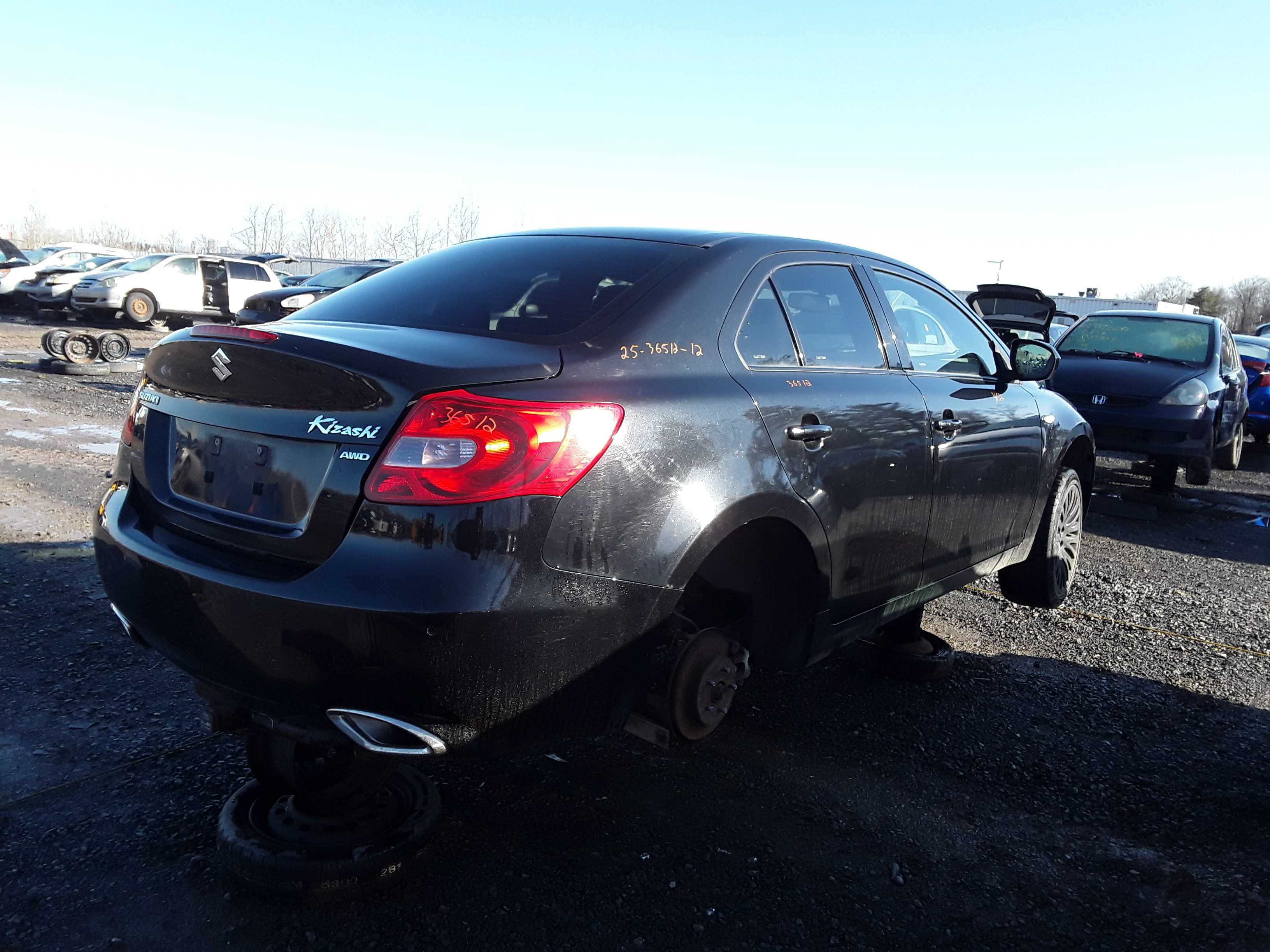SUZUKI KIZASHI 2012