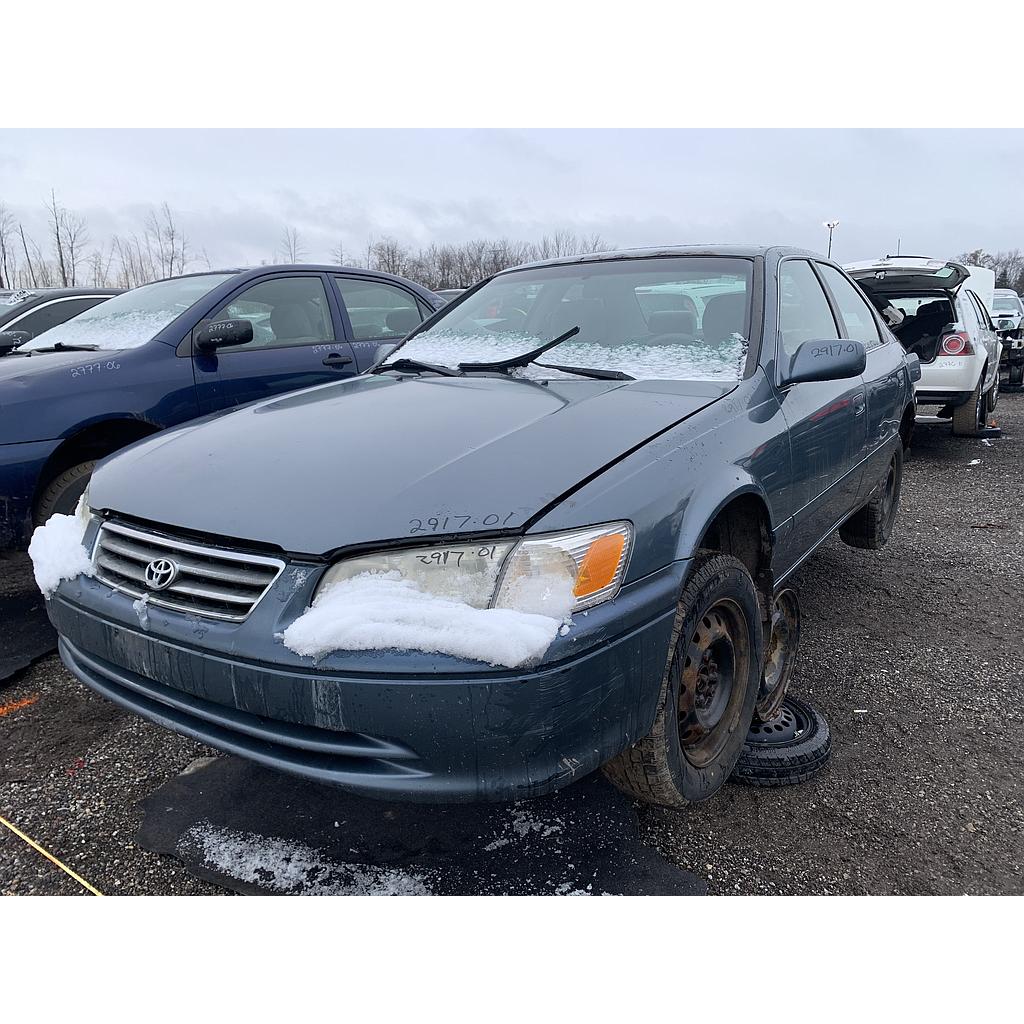 TOYOTA CAMRY 2001