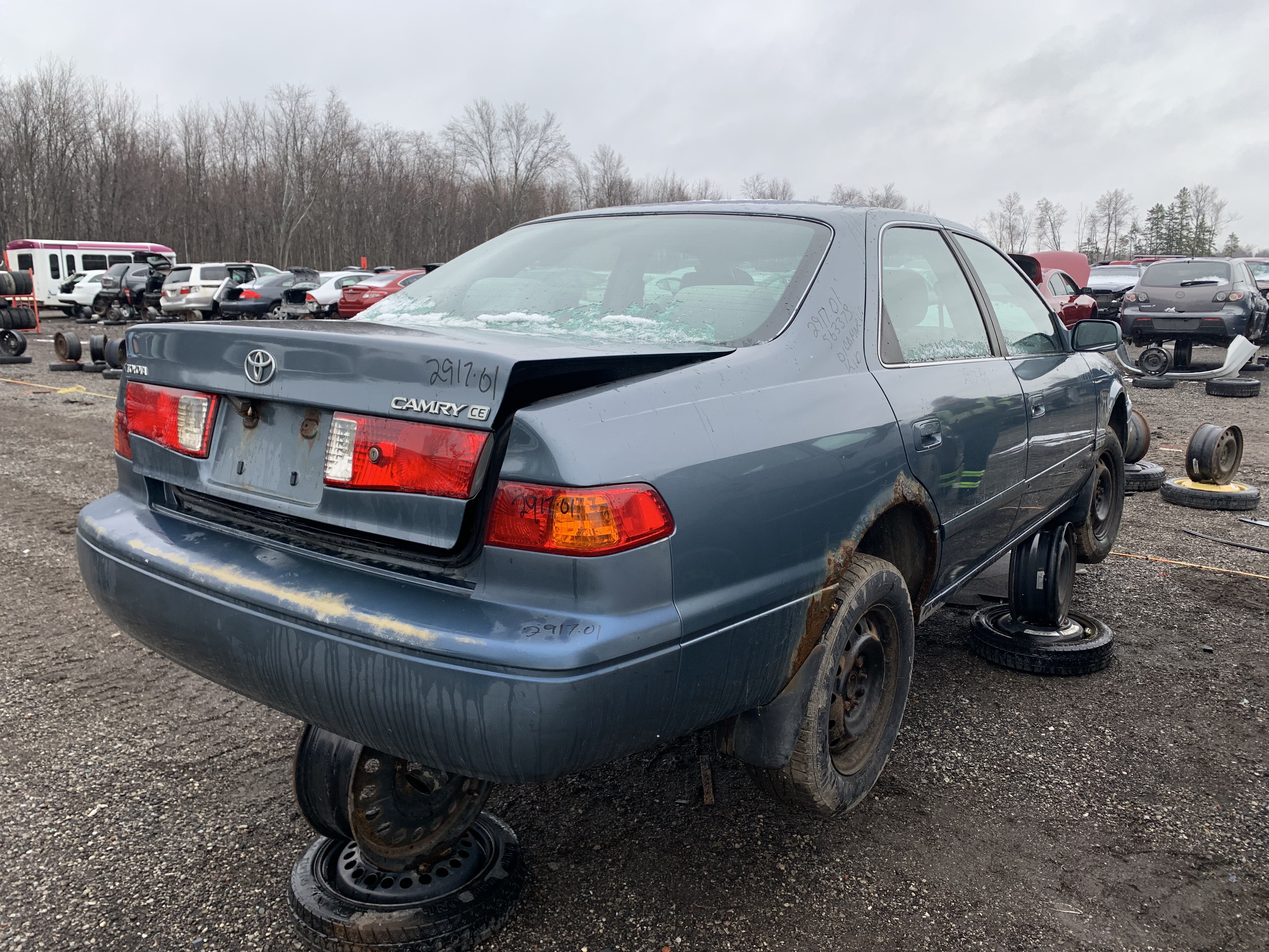 TOYOTA CAMRY 2001
